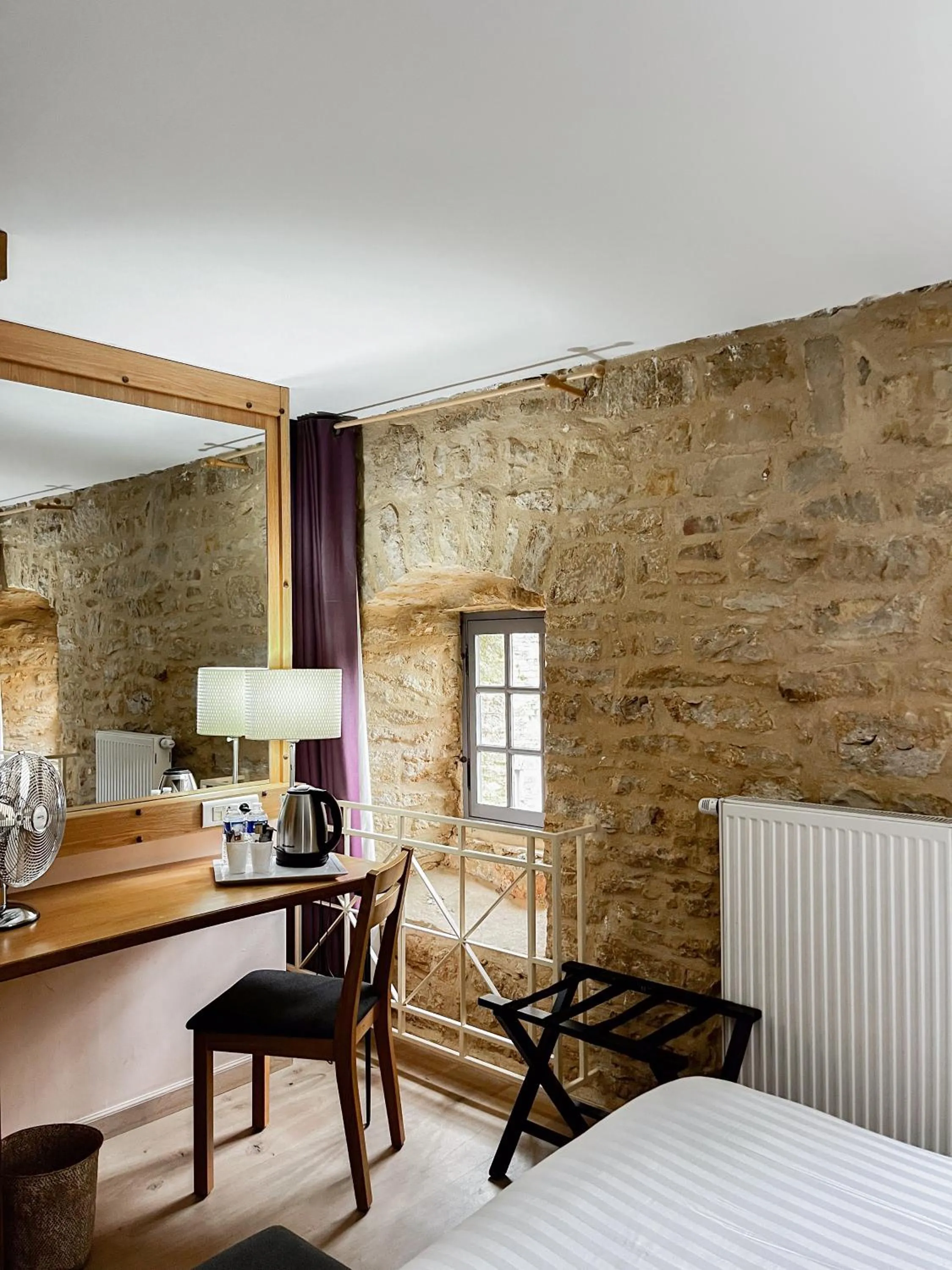 Bed in Hôtel Le Château Fort de Sedan