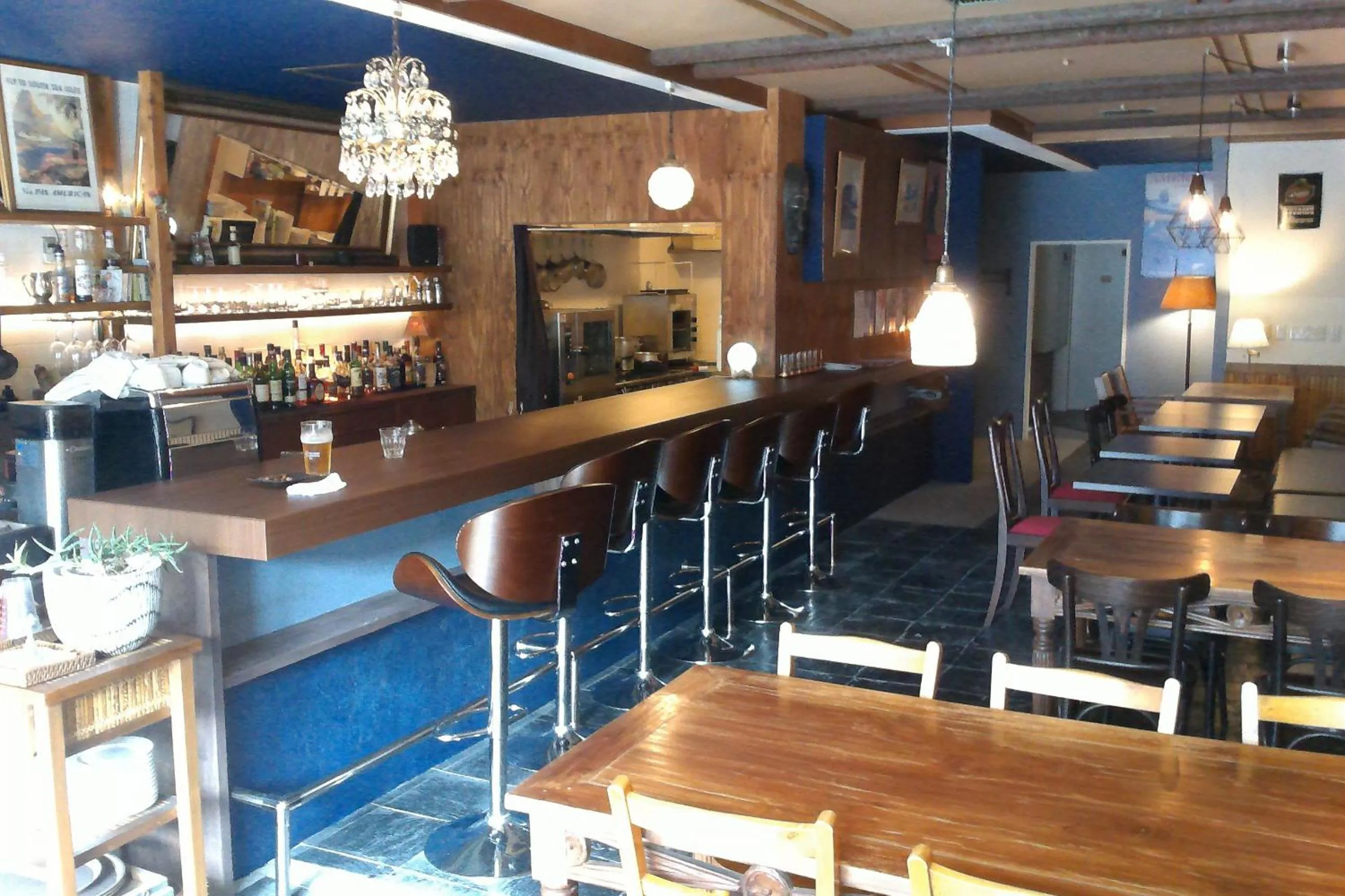 Lounge or bar in DJANGO Hostel & Lounge