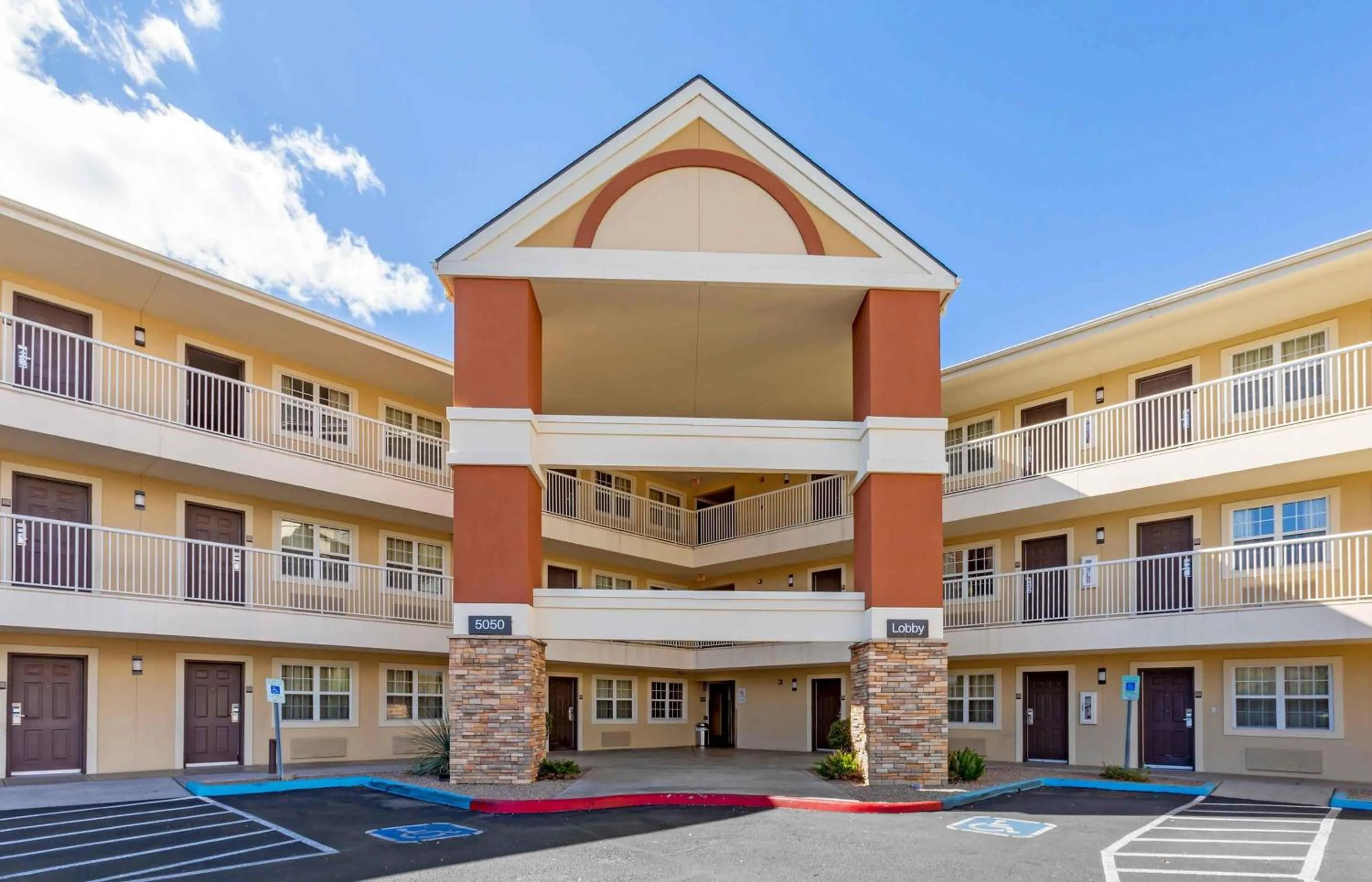 Property building in Extended Stay America Suites - Tucson - Grant Road