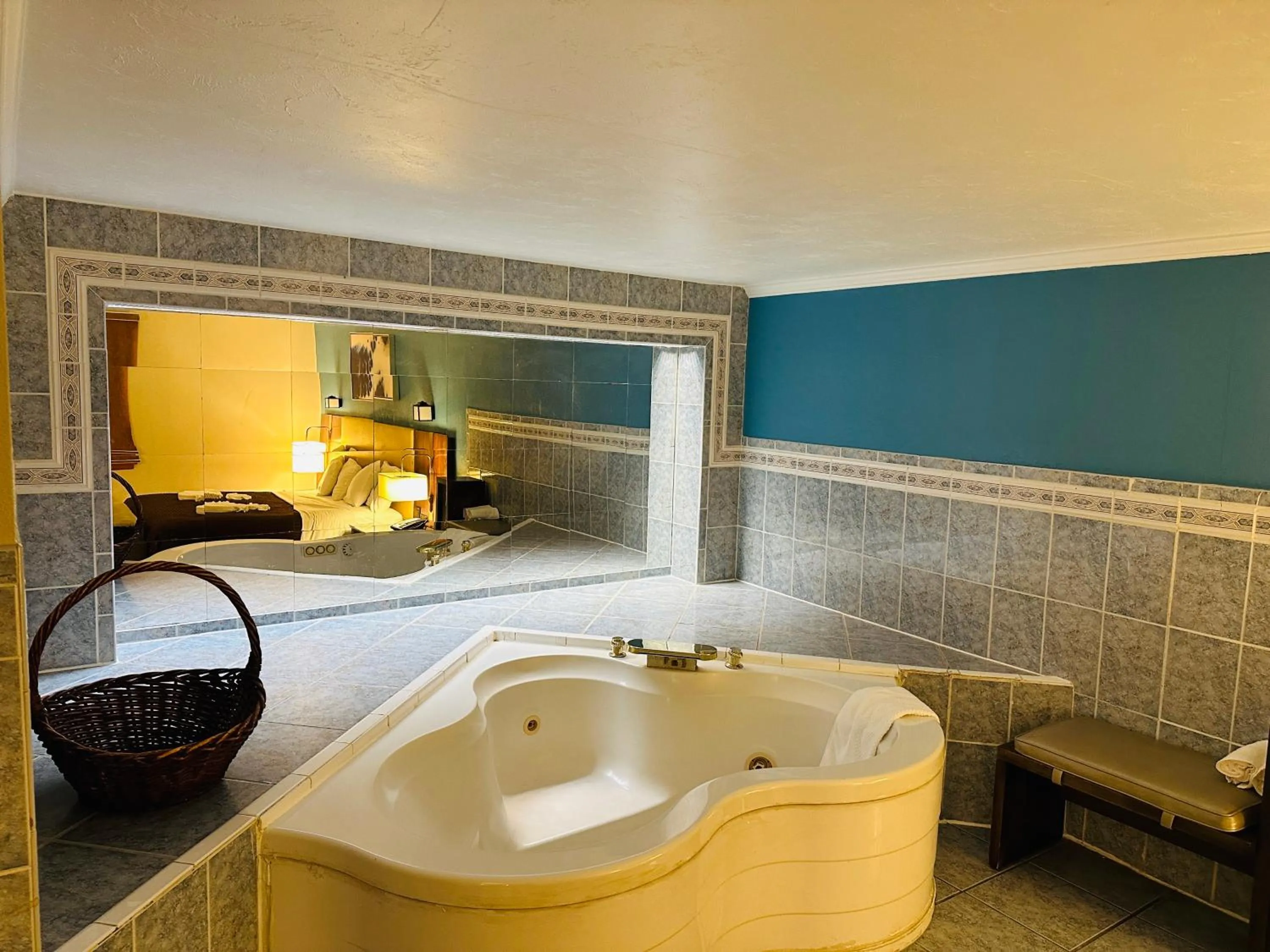 Bed in The Boston Inn