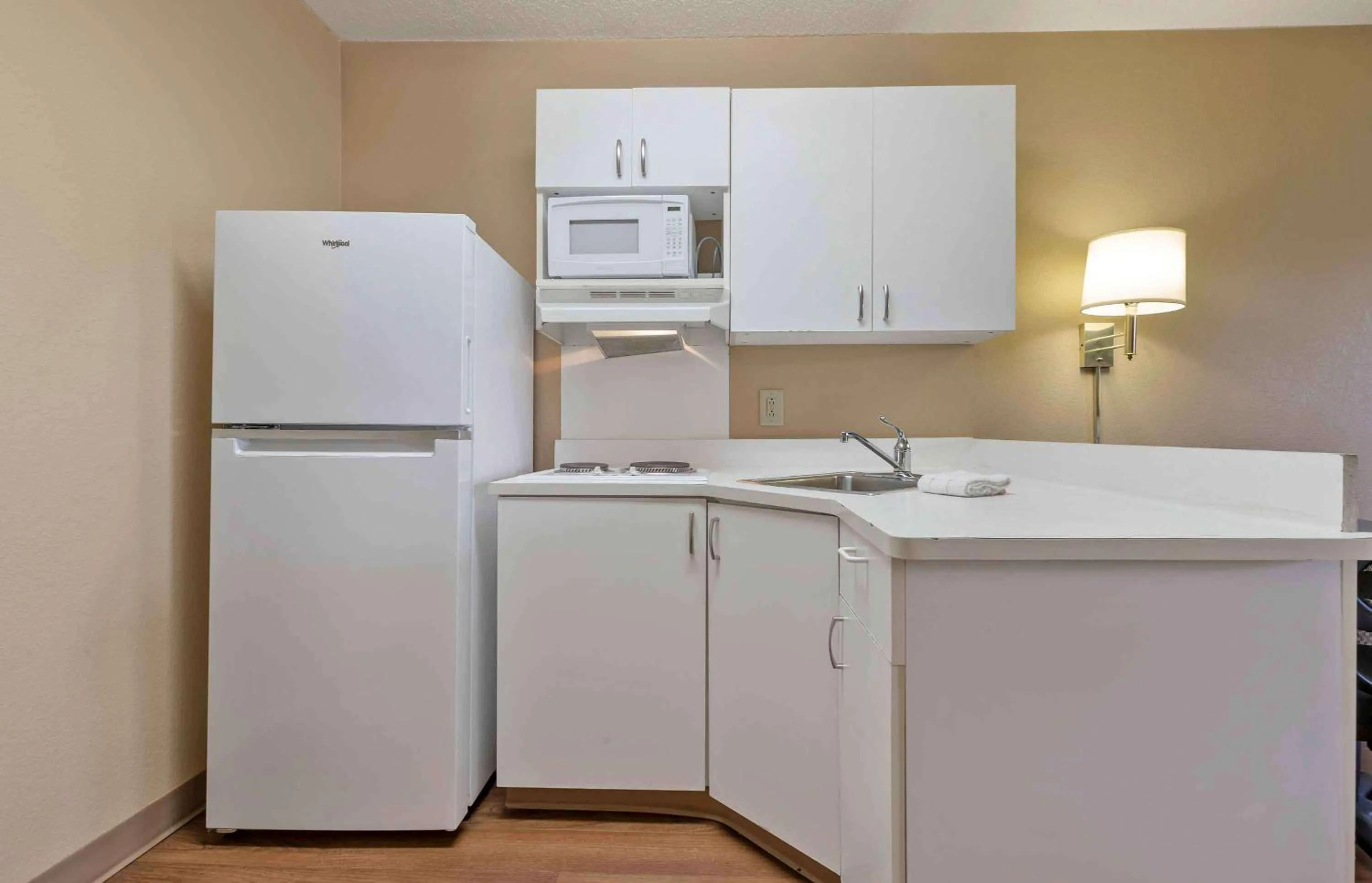 Bedroom in Extended Stay America Select Suites - Columbia - Ft Jackson