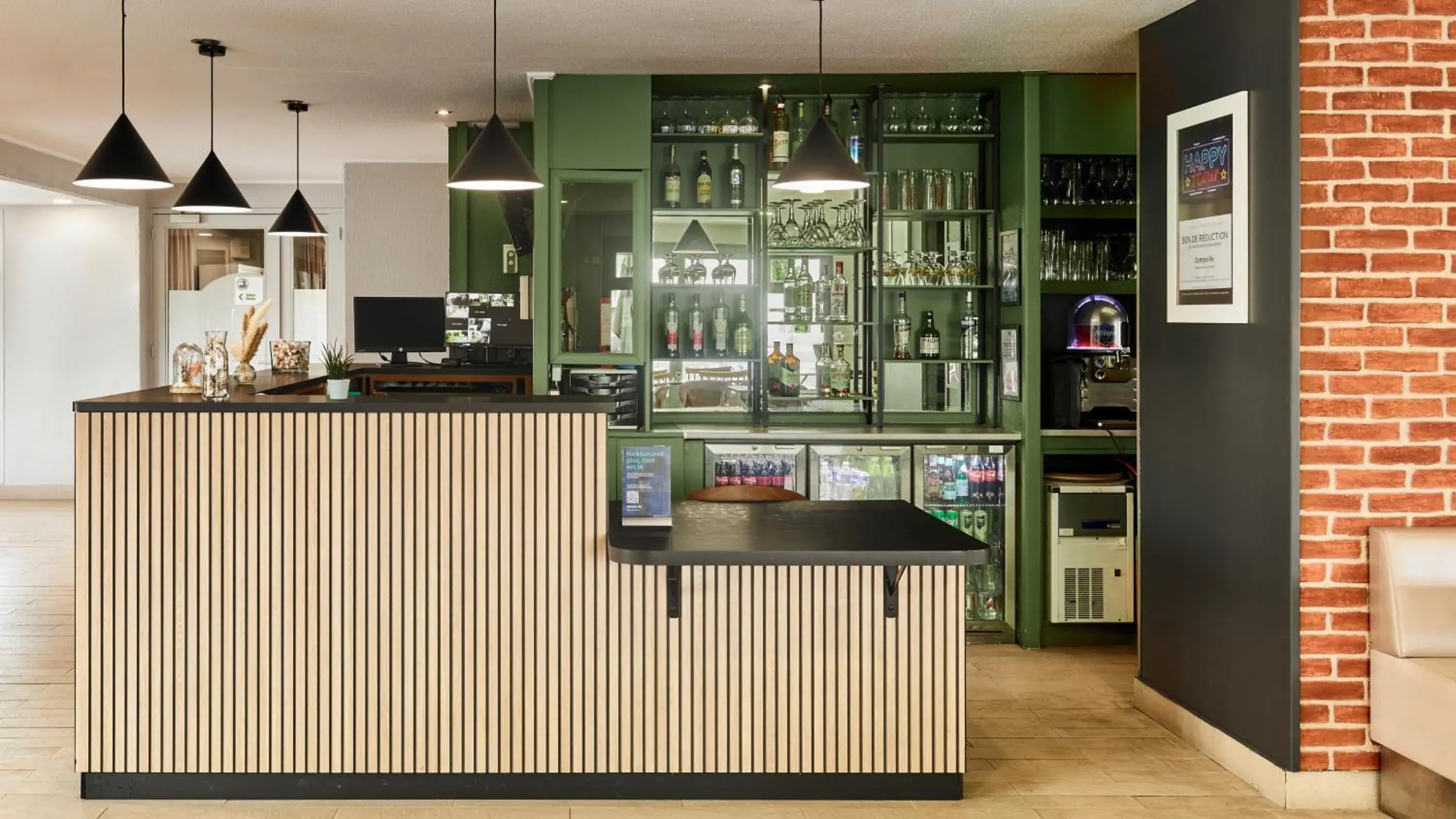 Lobby or reception in Campanile NATURE - Marne La Vallée - Chelles Lobby or reception in Campanile NATURE - Marne La Vallée - Chelles