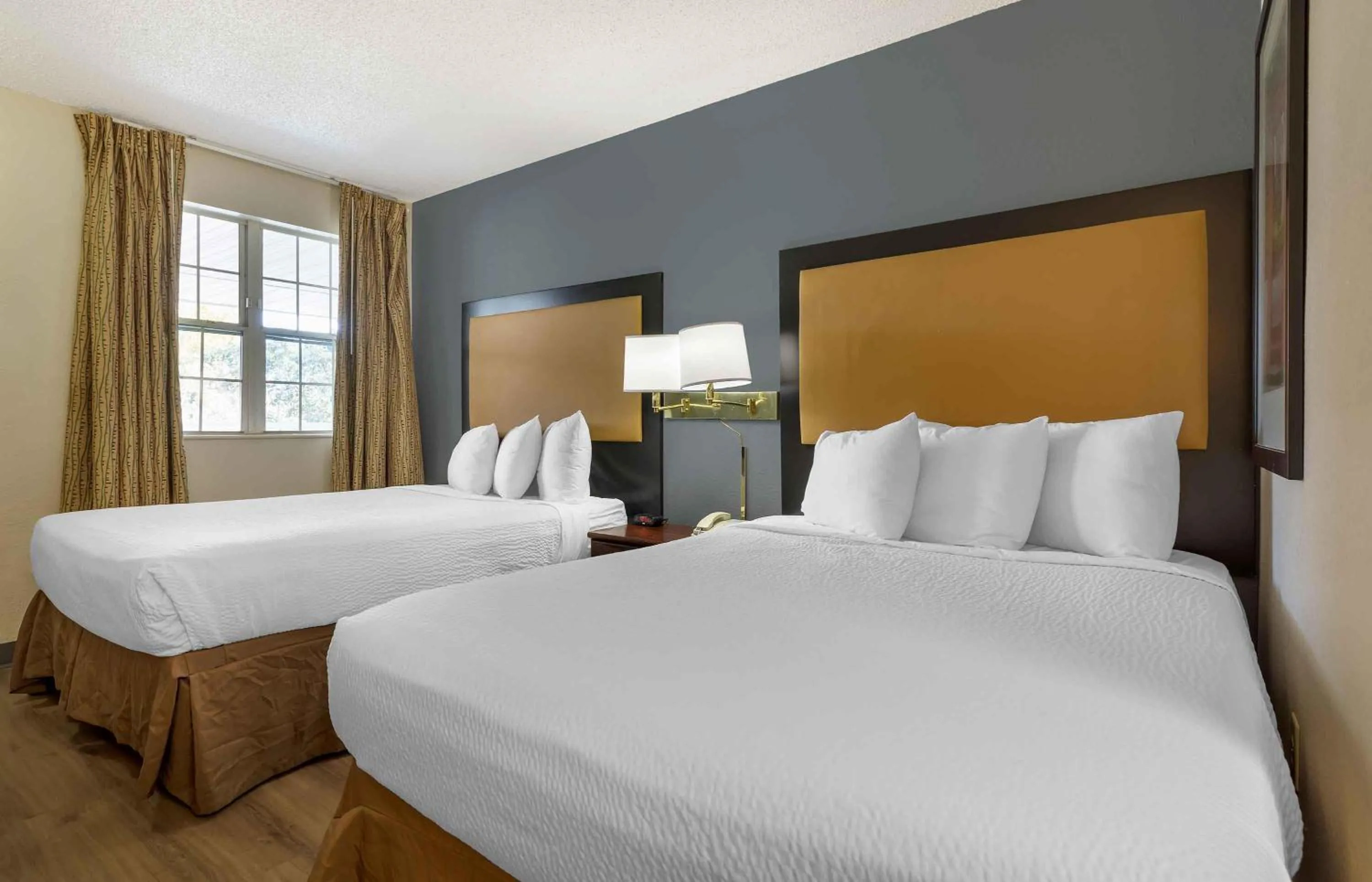 Bedroom, Bed in Extended Stay America Select Suites - Denver - Lakewood South