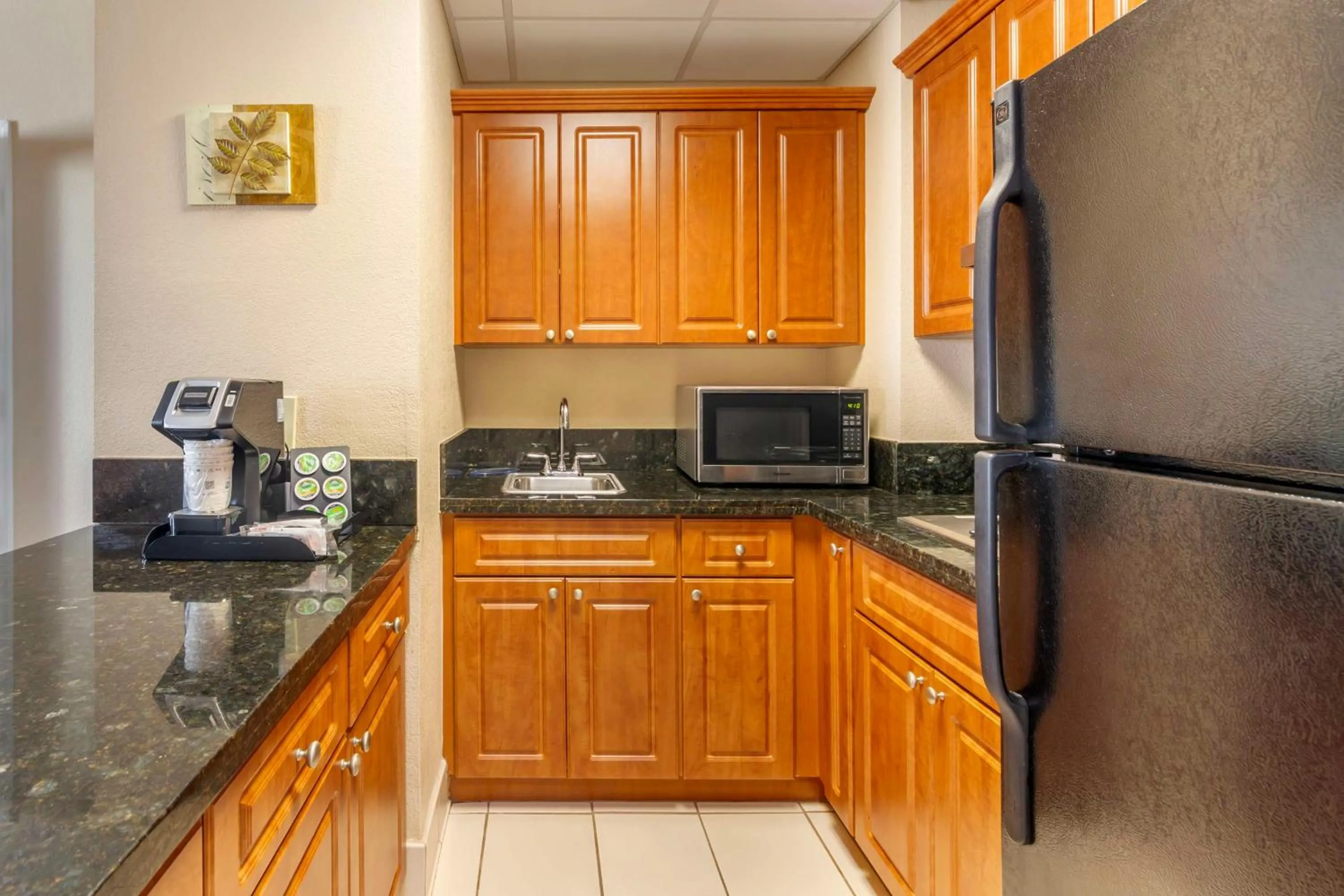 Bedroom in Best Western Plus Kendall Hotel & Suites