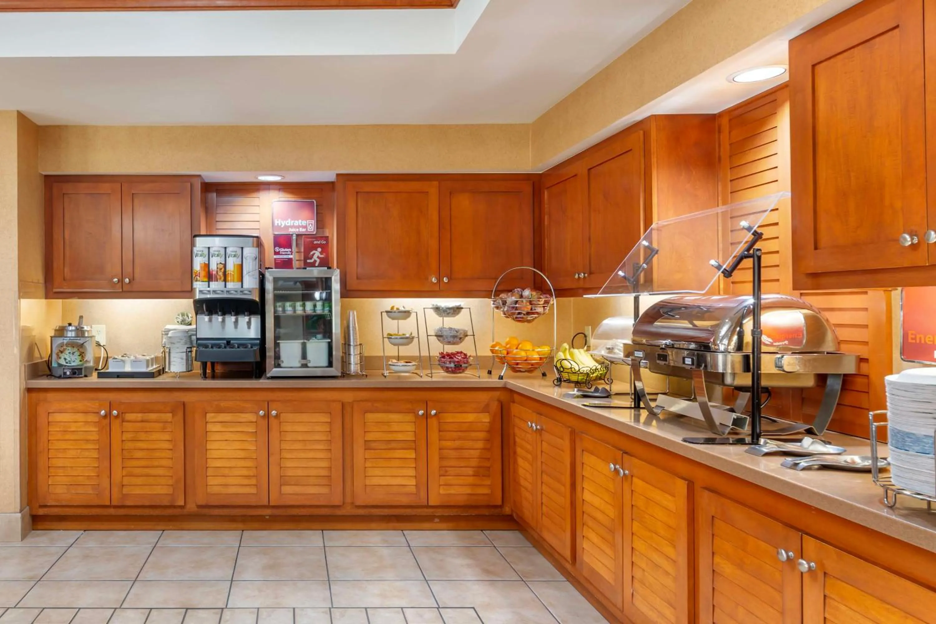 Breakfast in Best Western Plus Kendall Hotel & Suites