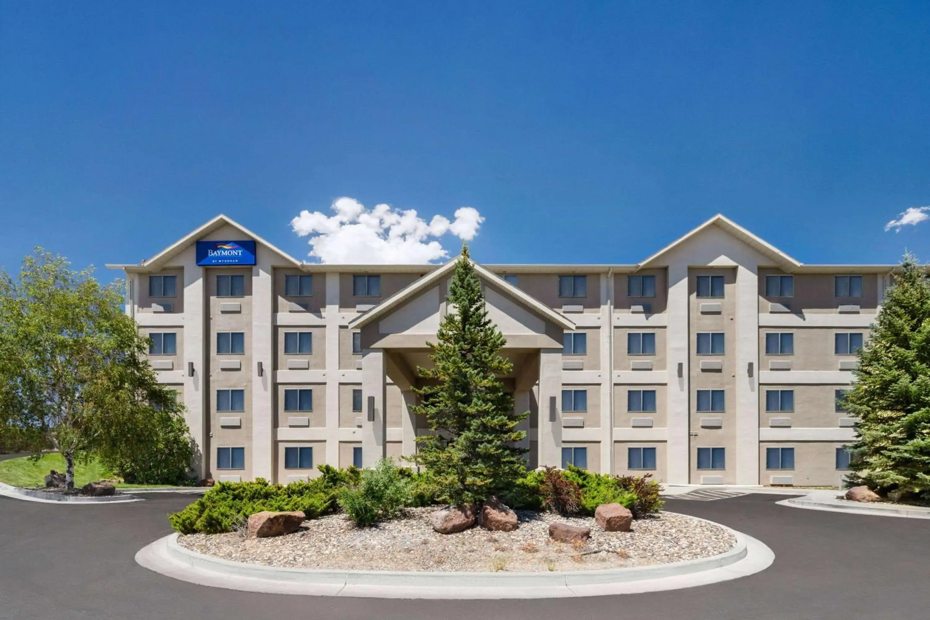 Property building in Baymont by Wyndham Elko Property building in Baymont by Wyndham Elko