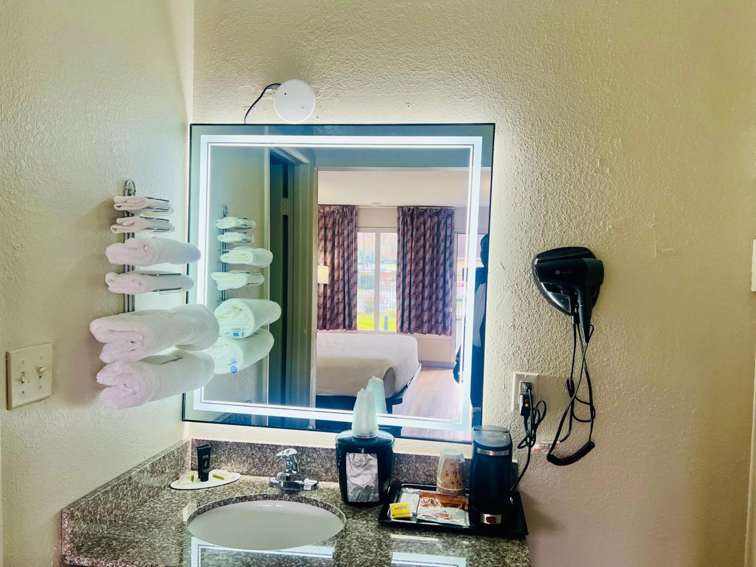 Toilet in Days Inn by Wyndham Jellico - Tennessee State Line