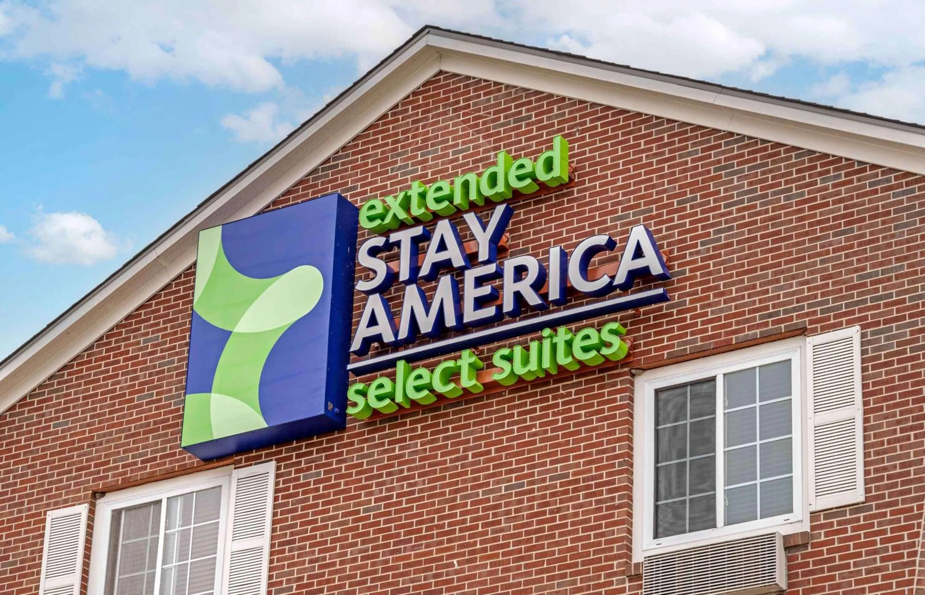 Property building in Extended Stay America Select Suites - Indianapolis - Greenwood