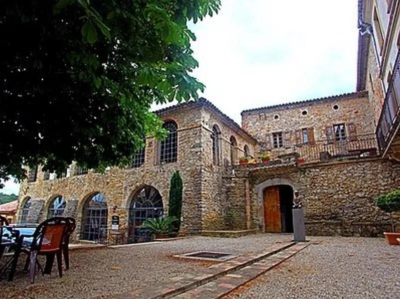 Property building in Le Clos des Arts