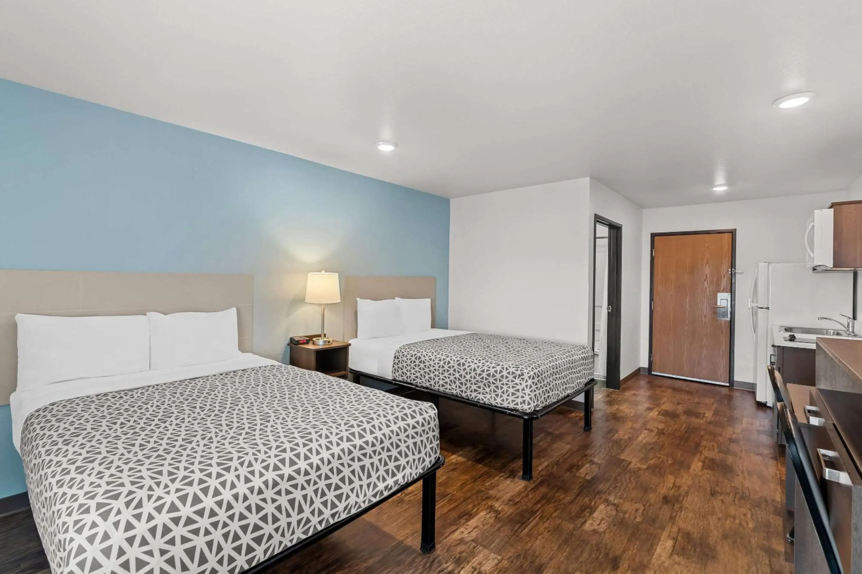 Bedroom, Bed in WoodSpring Suites Austin North I-35