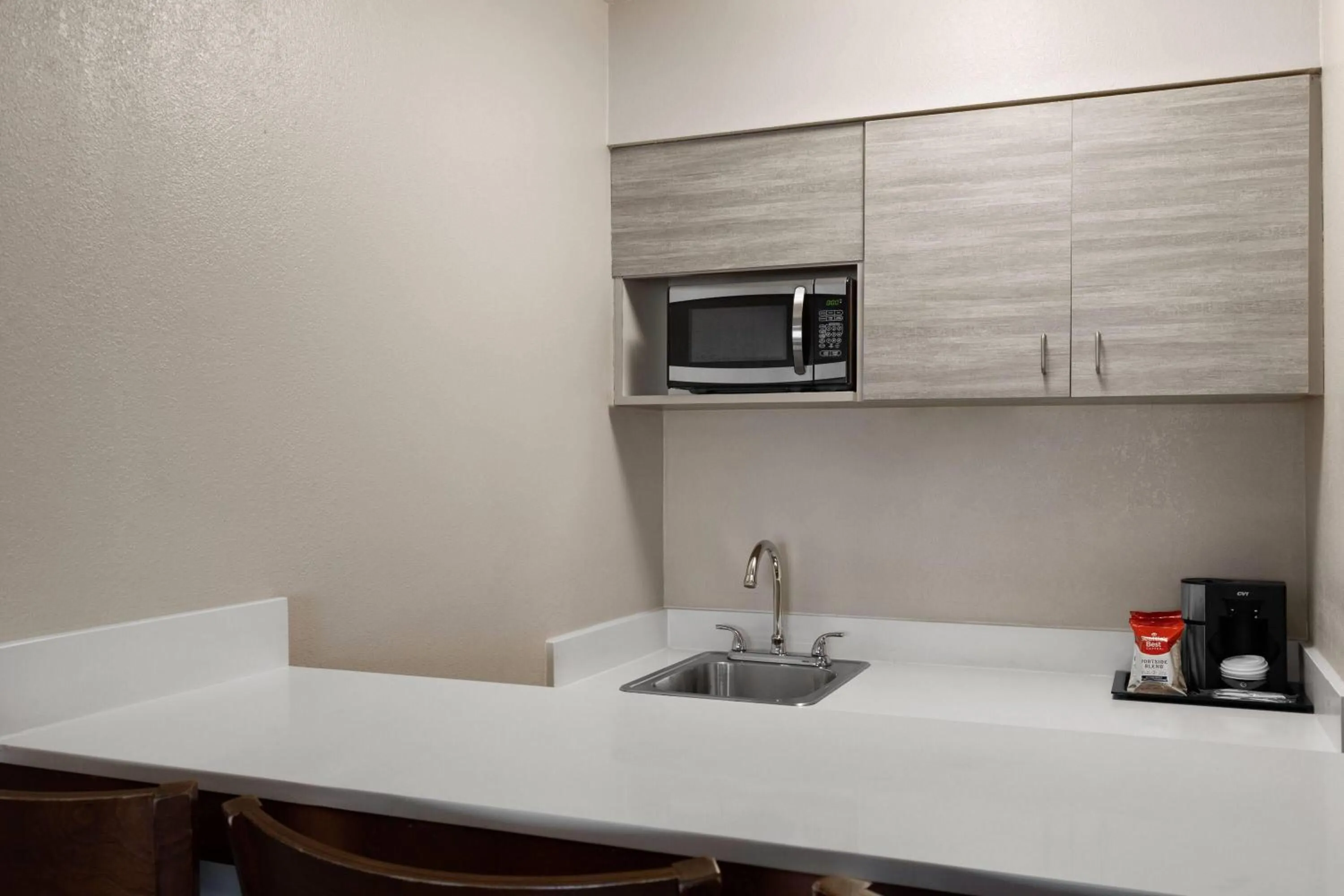 Photo of the whole room in La Quinta by Wyndham Goodlettsville - Nashville