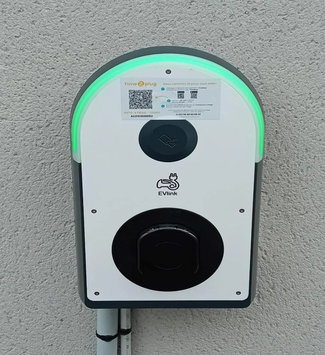 Parking in Hotel Kyriad Tours St Pierre des Corps Gare