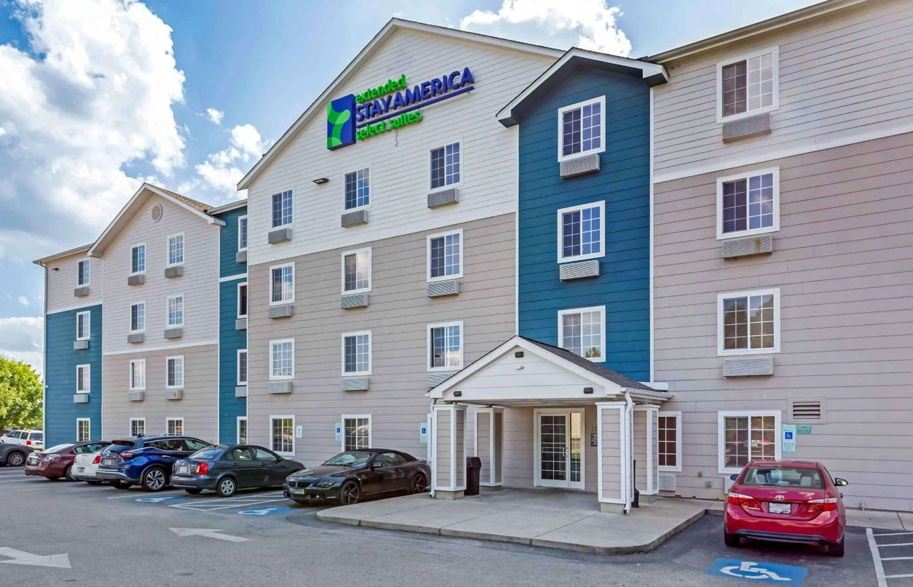 Property building in Extended Stay America Select Suites - Fayetteville - West