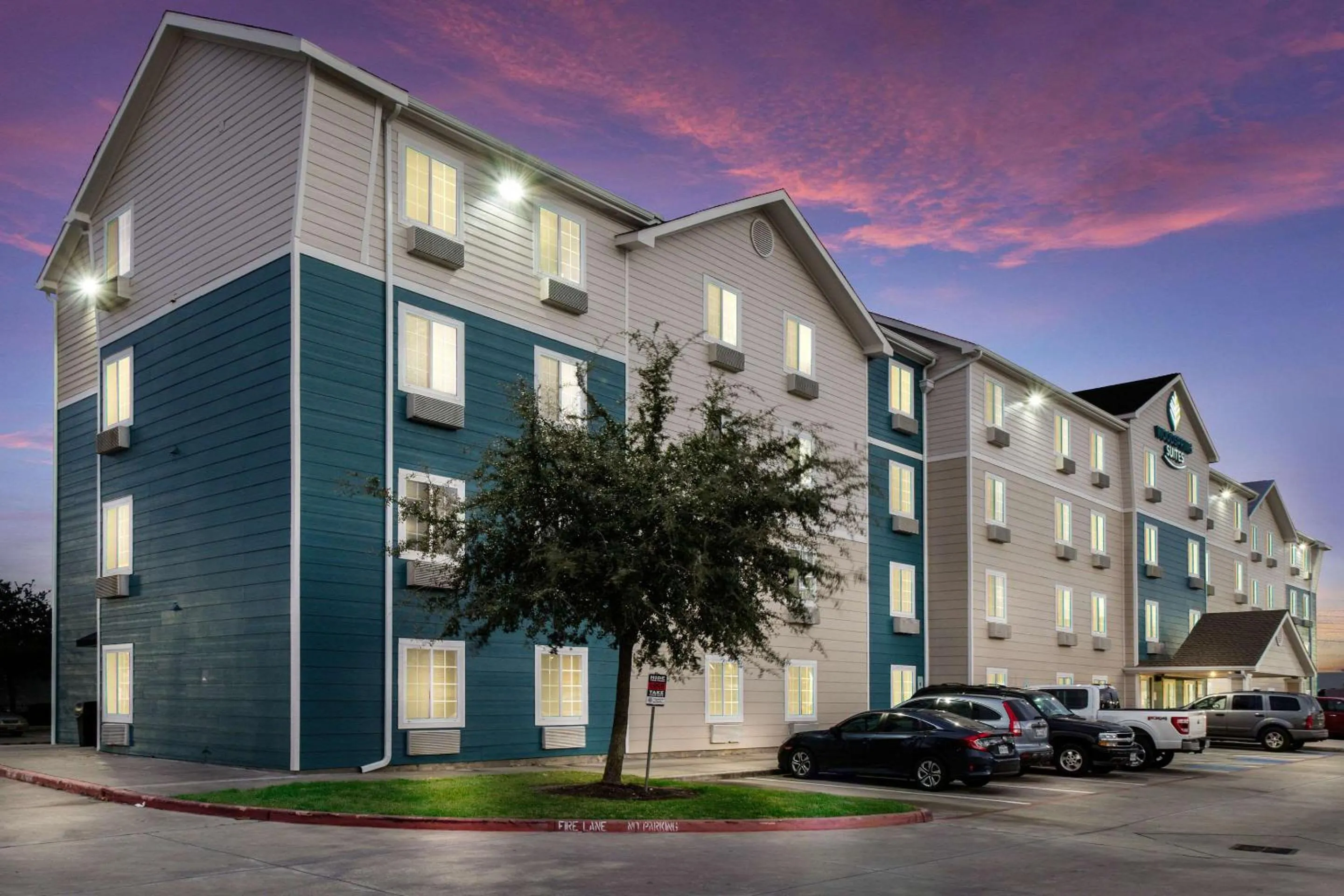 Property building in WoodSpring Suites Houston I-45 Airtex