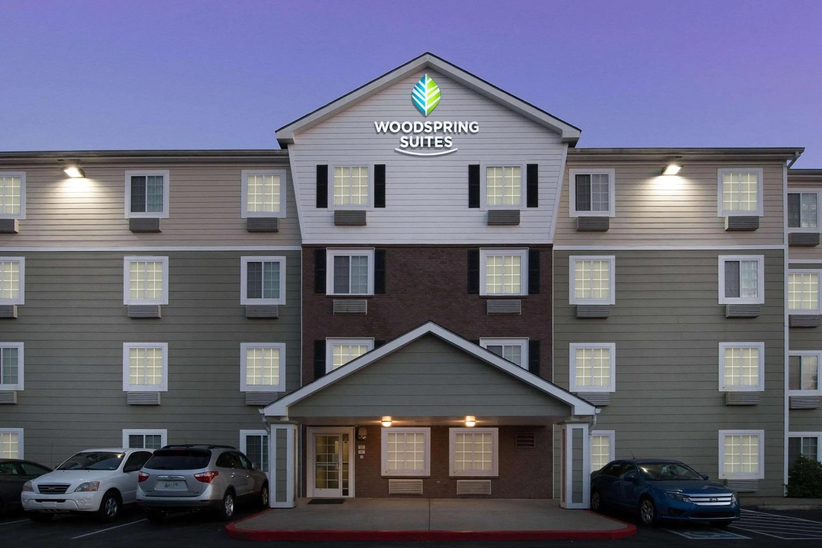 Property building in WoodSpring Suites Murfreesboro