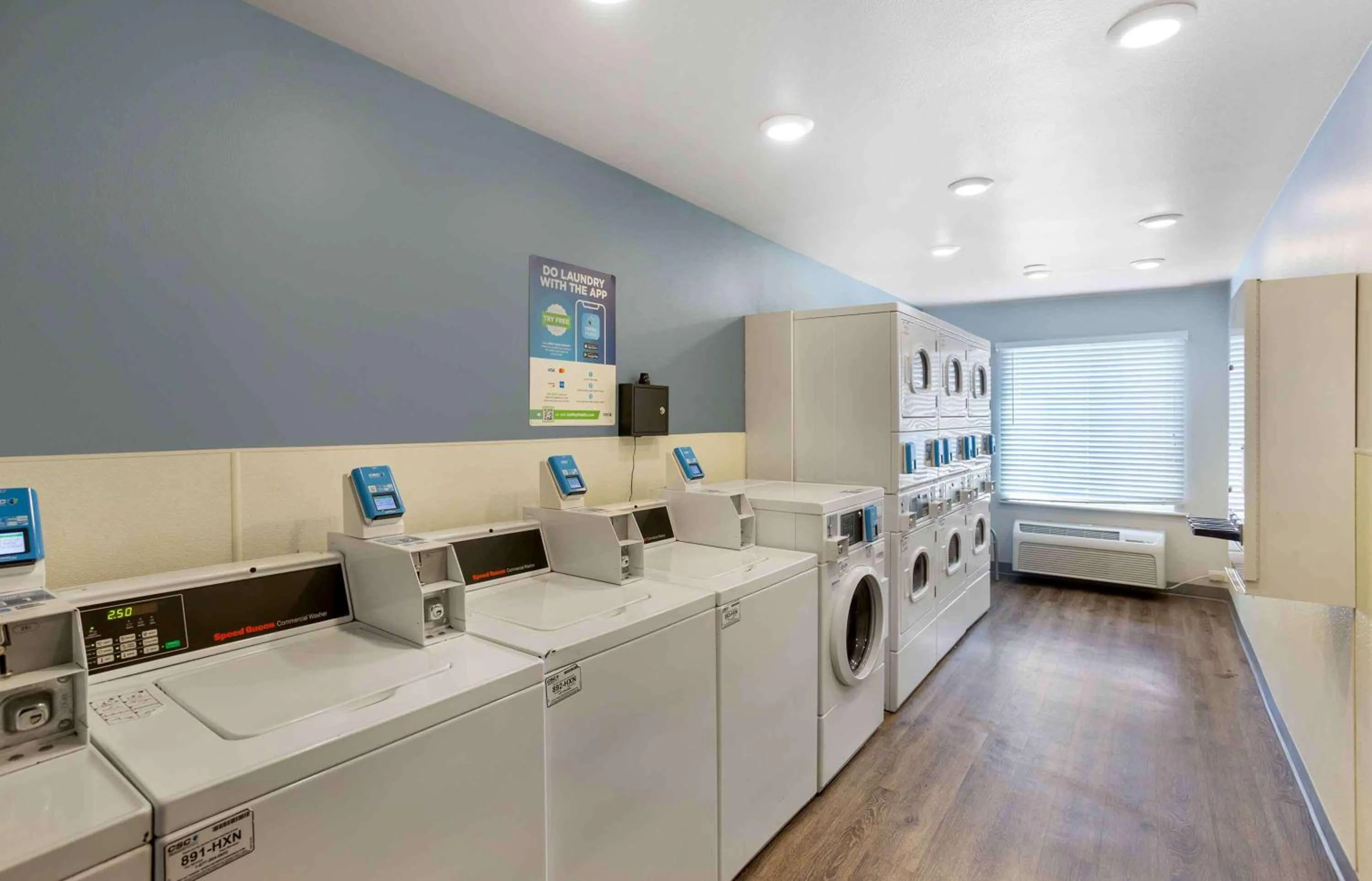 Property building in Extended Stay America Select Suites - Salt Lake City - West Valley City