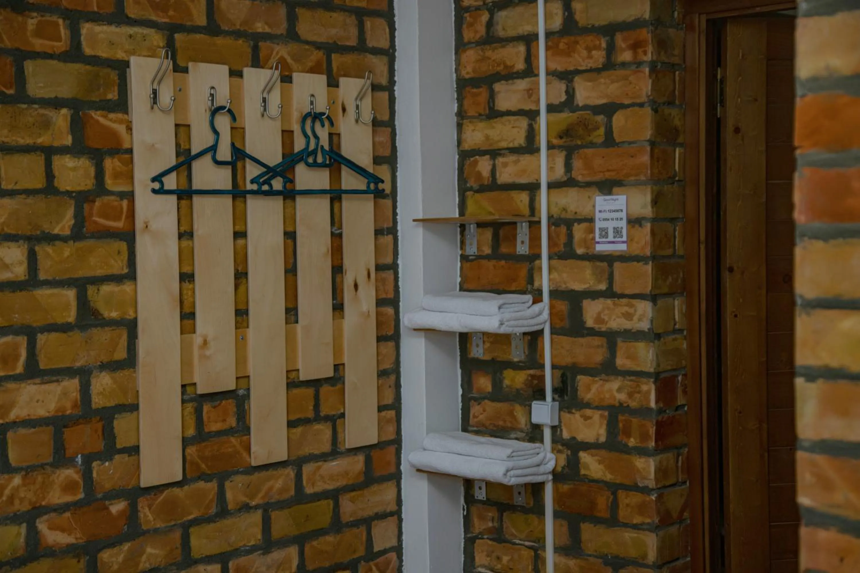 wardrobe in Hotel Good Night