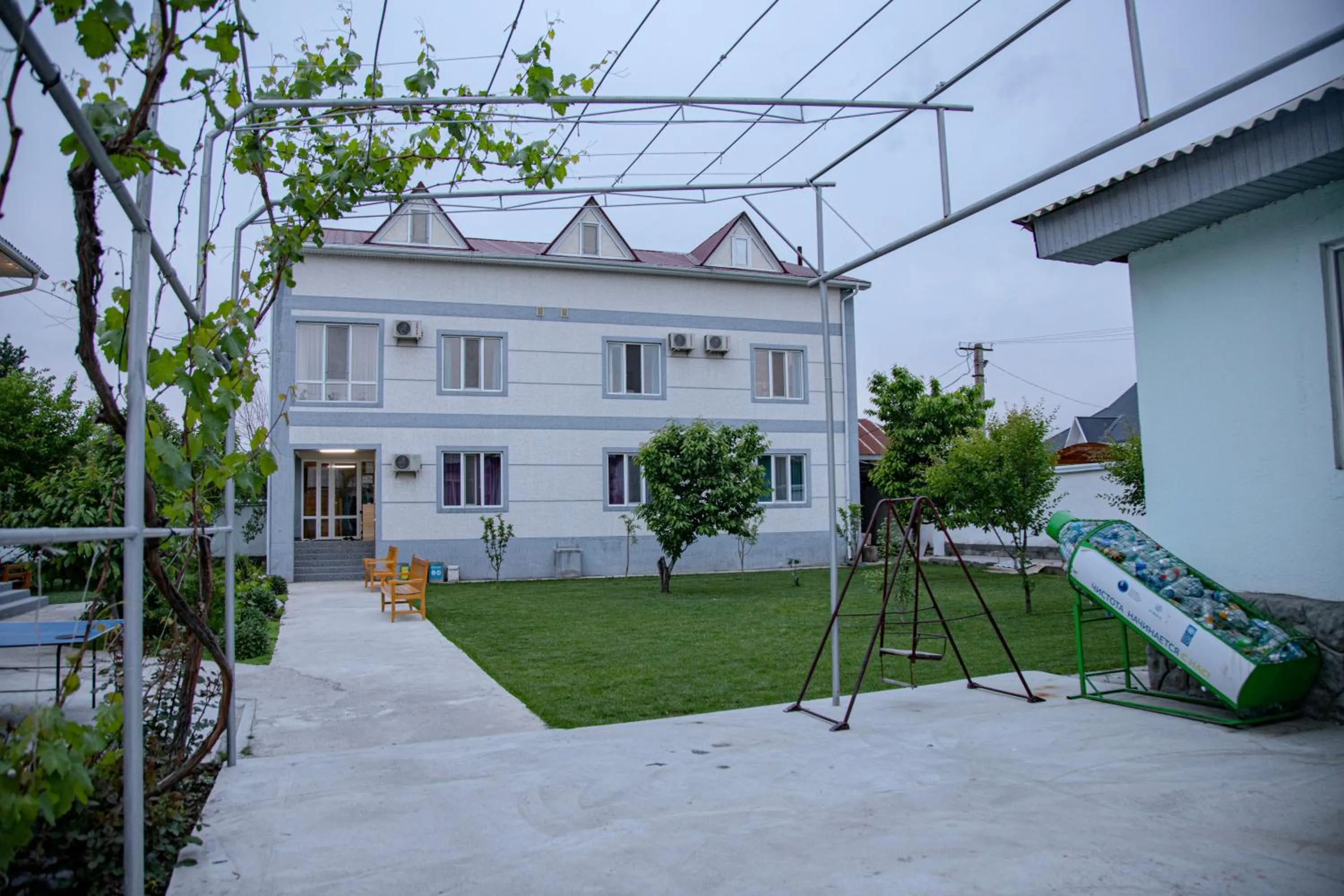 Property building in Hotel Good Night