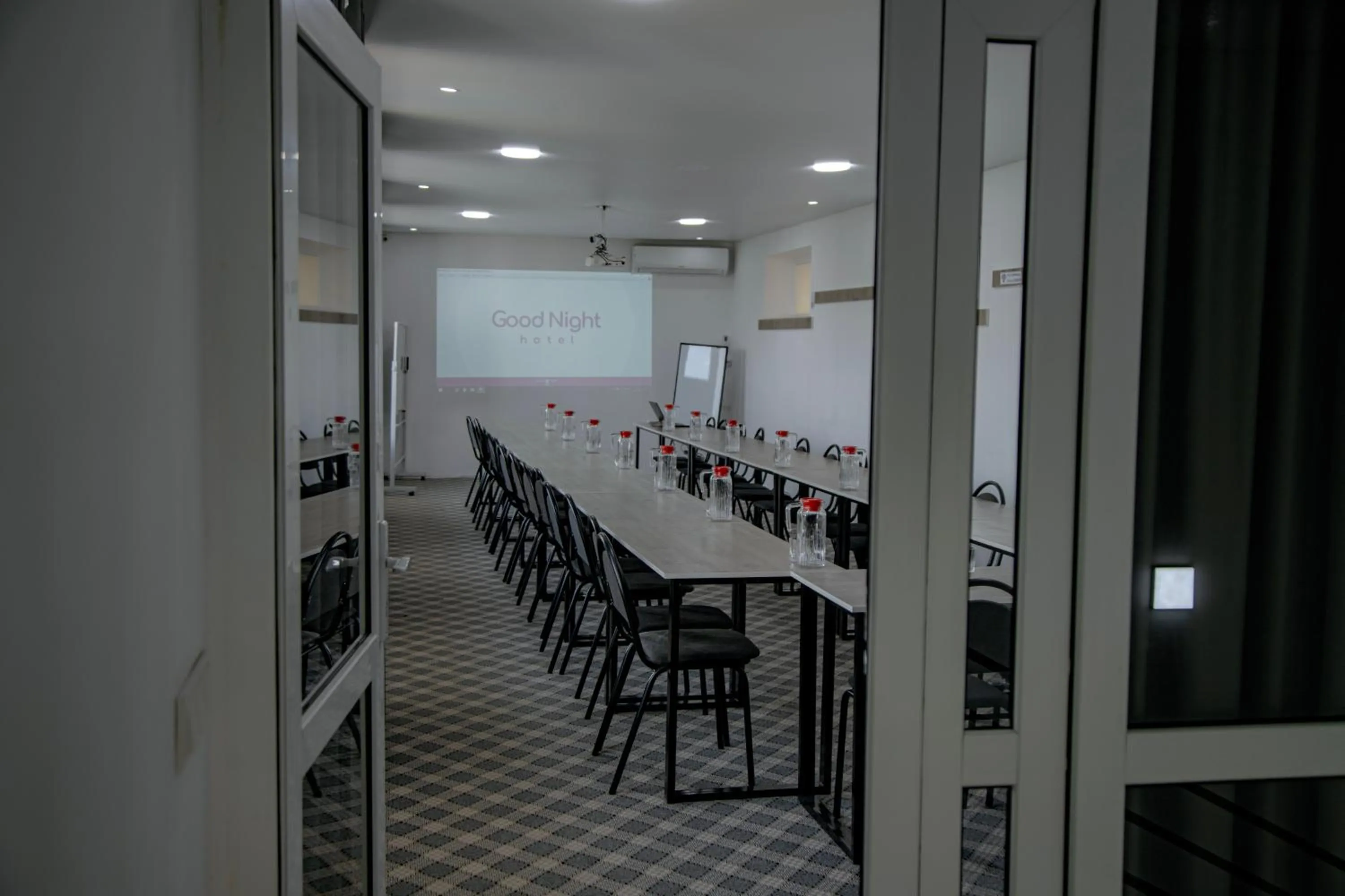 concierge in Hotel Good Night