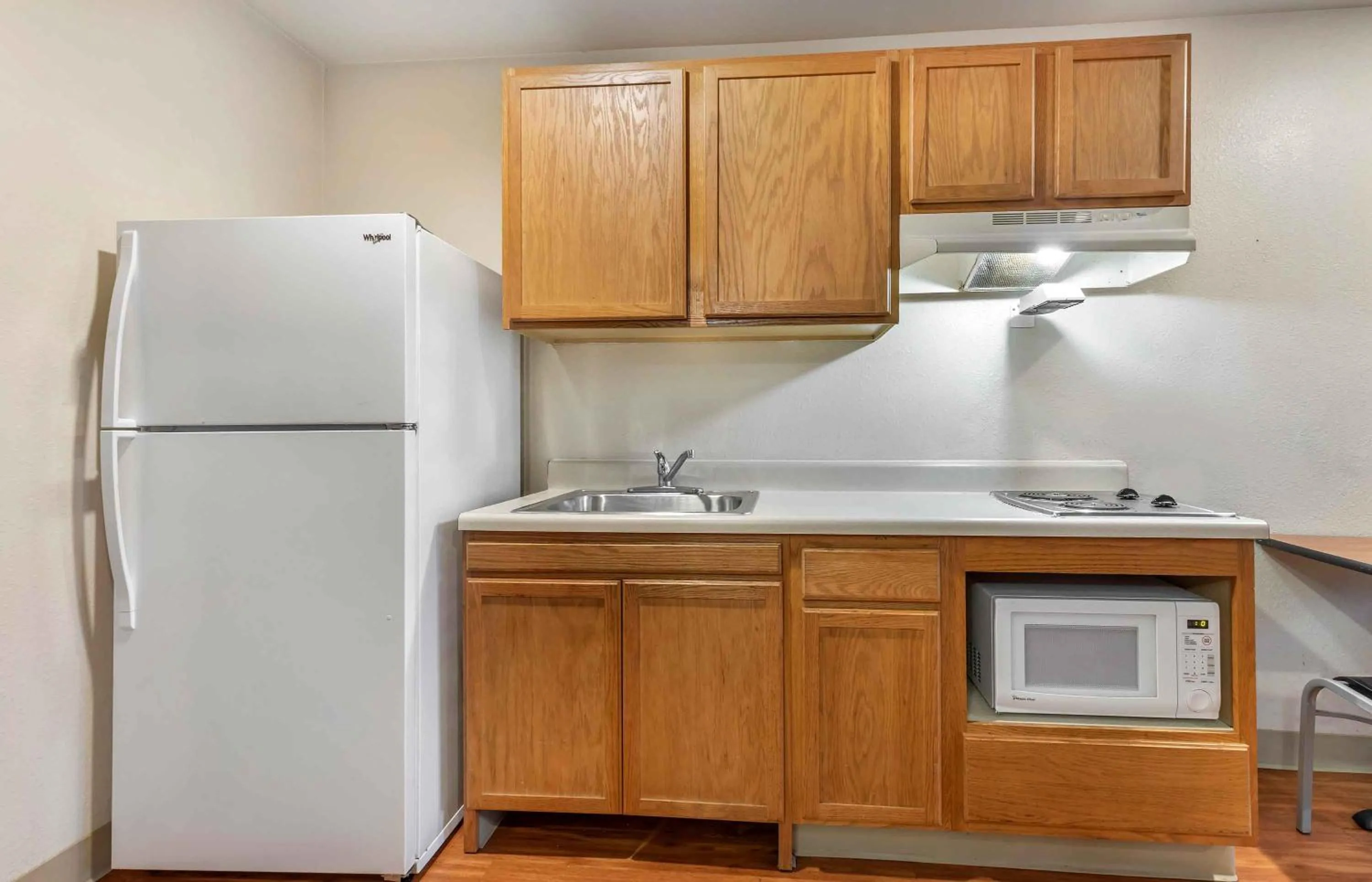 kitchen in Extended Stay America Select Suites - Austin - Round Rock