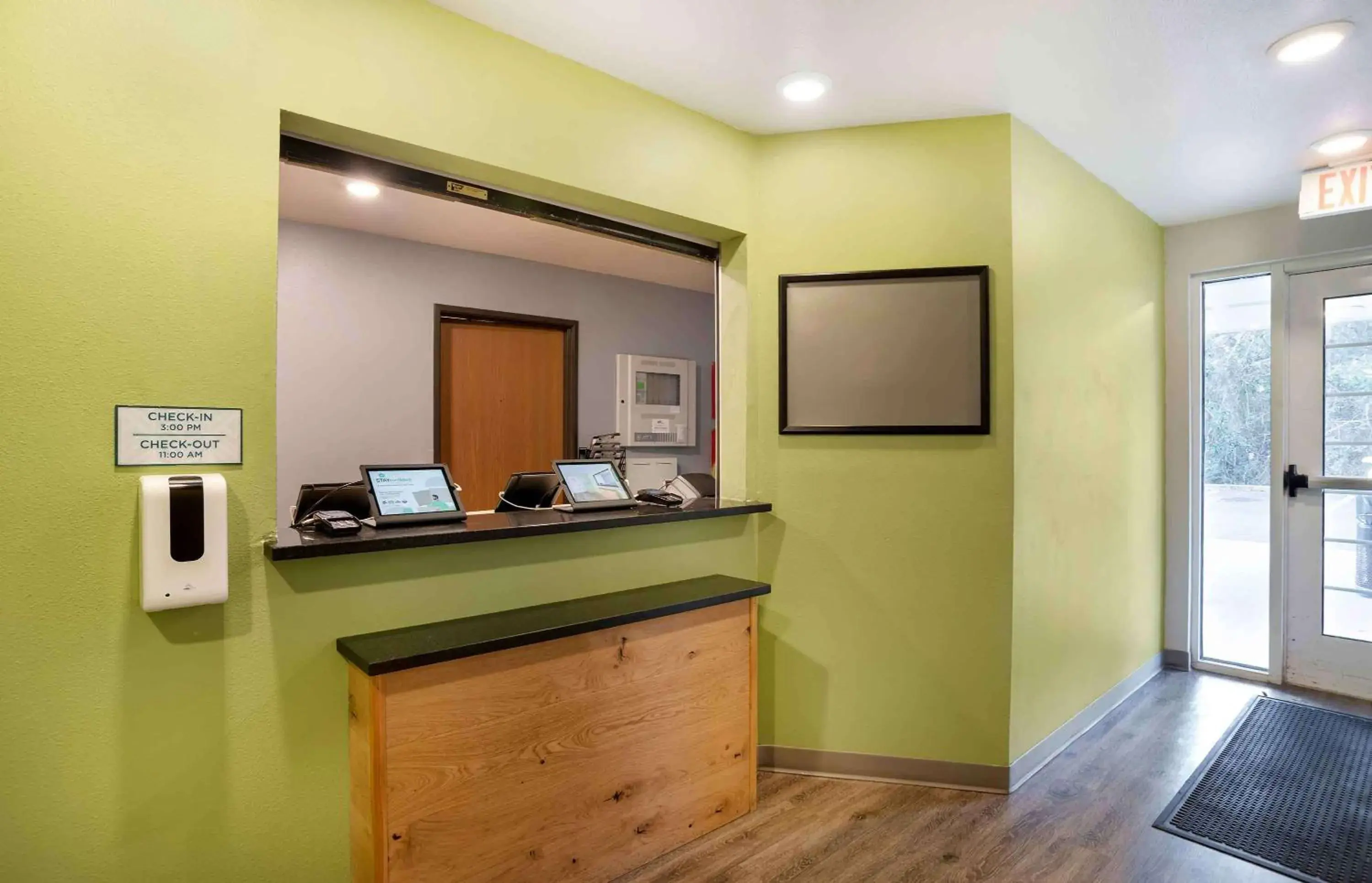 Lobby or reception in Extended Stay America Select Suites - Pensacola - Northwest