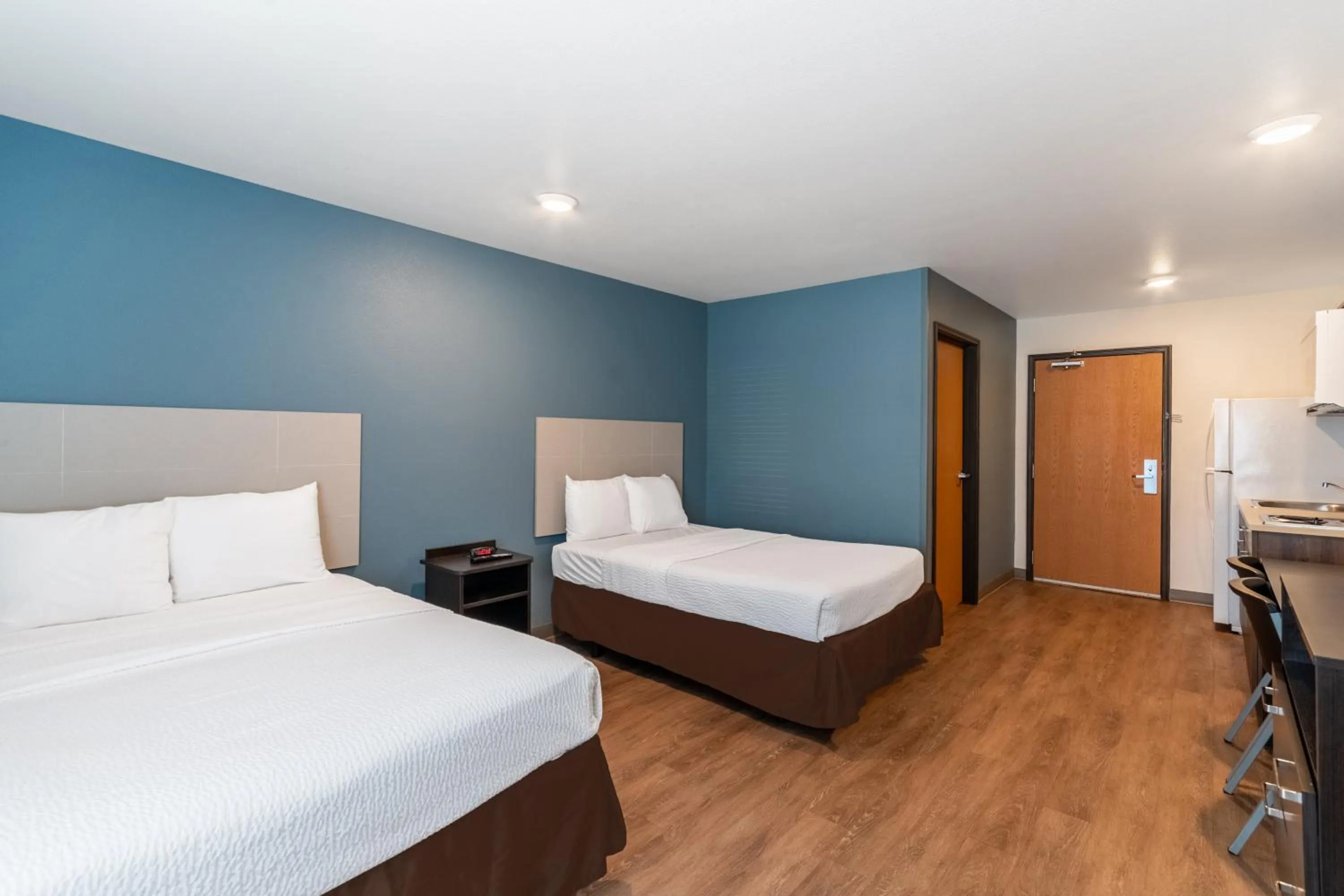 Bed in Extended Stay America Select Suites - Beaumont