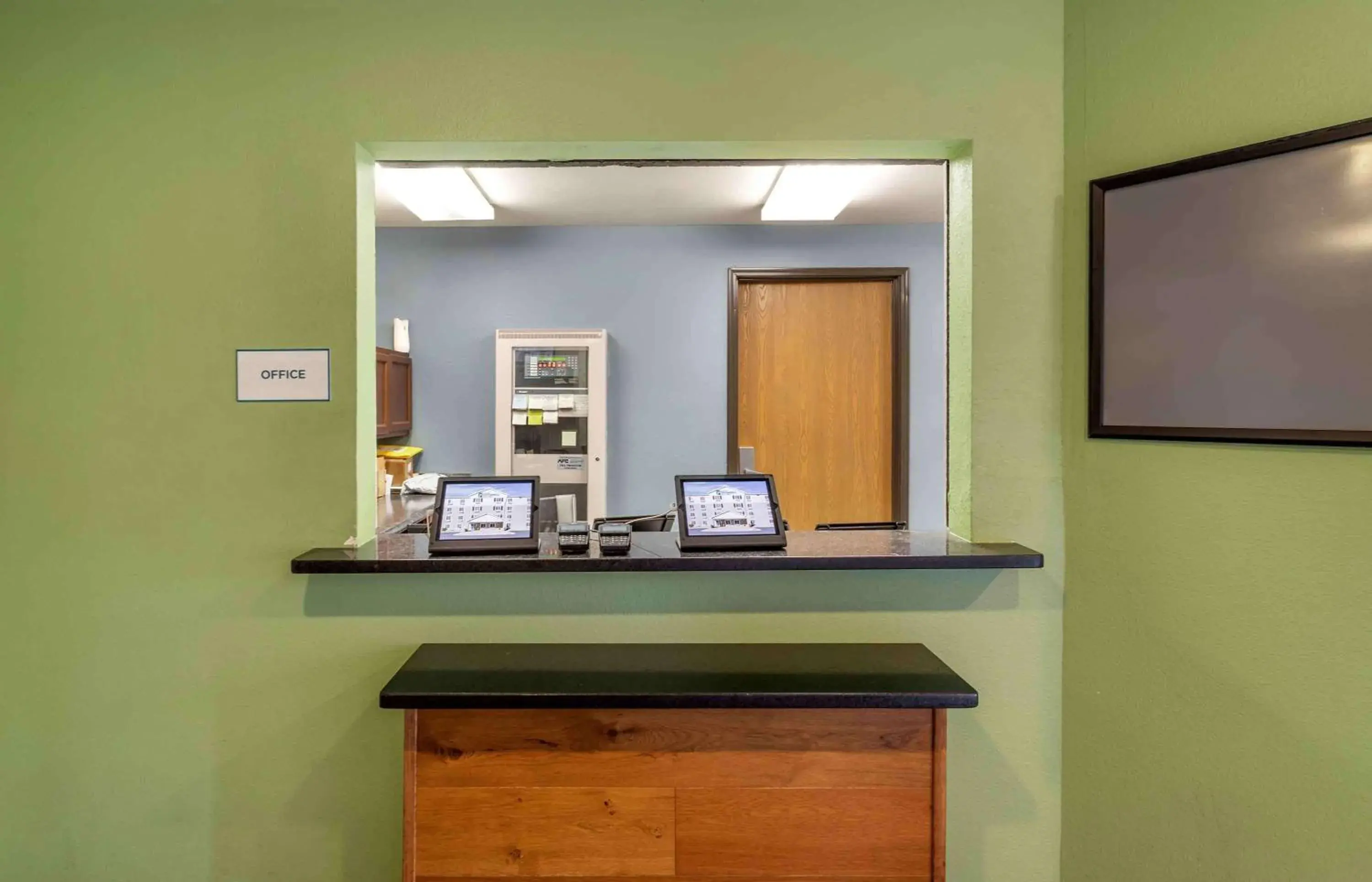 Lobby or reception in Extended Stay America Select Suites - Beaumont Lobby or reception in Extended Stay America Select Suites - Beaumont