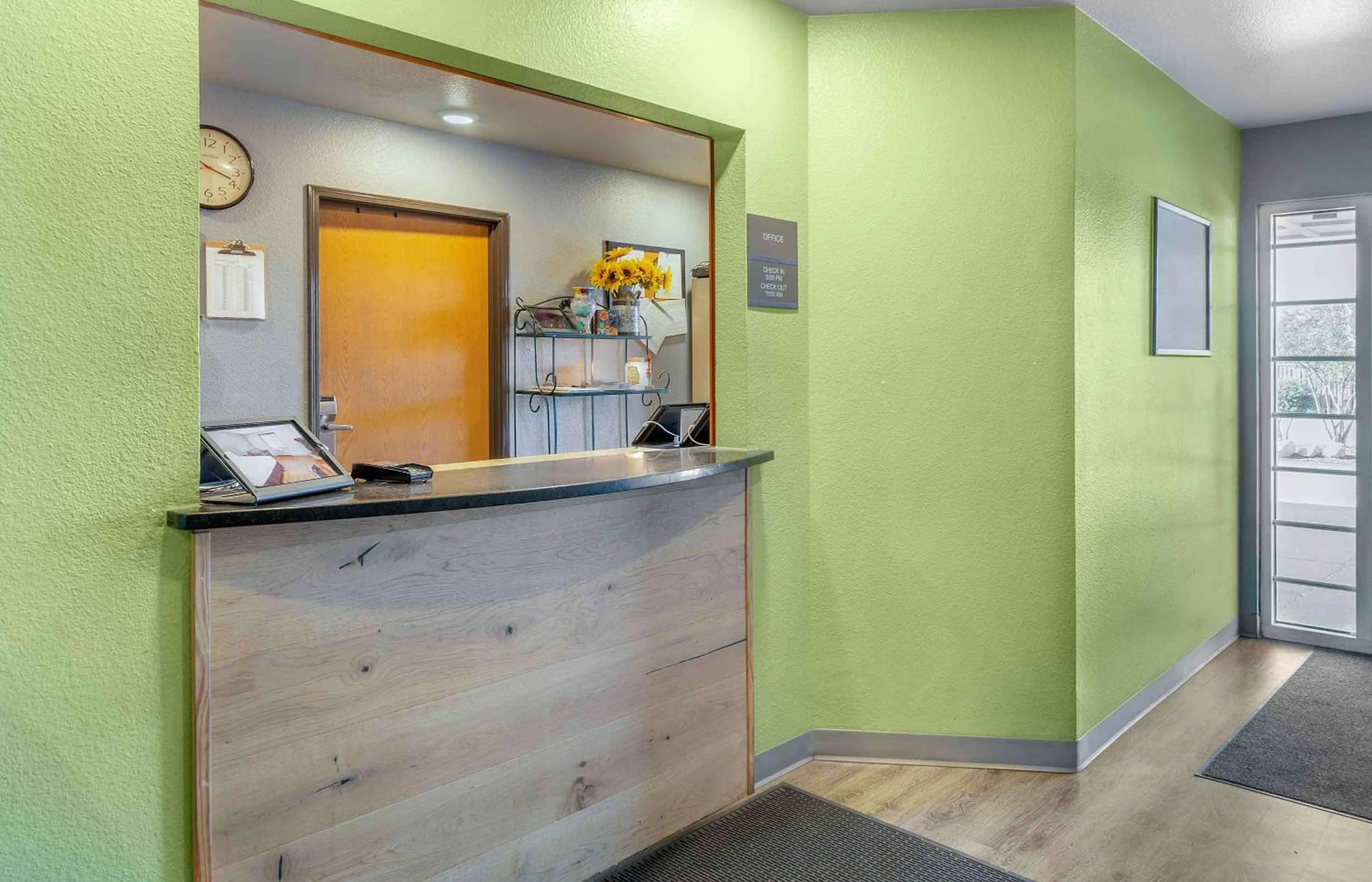 Lobby or reception in Extended Stay America Select Suites - Wilmington - West