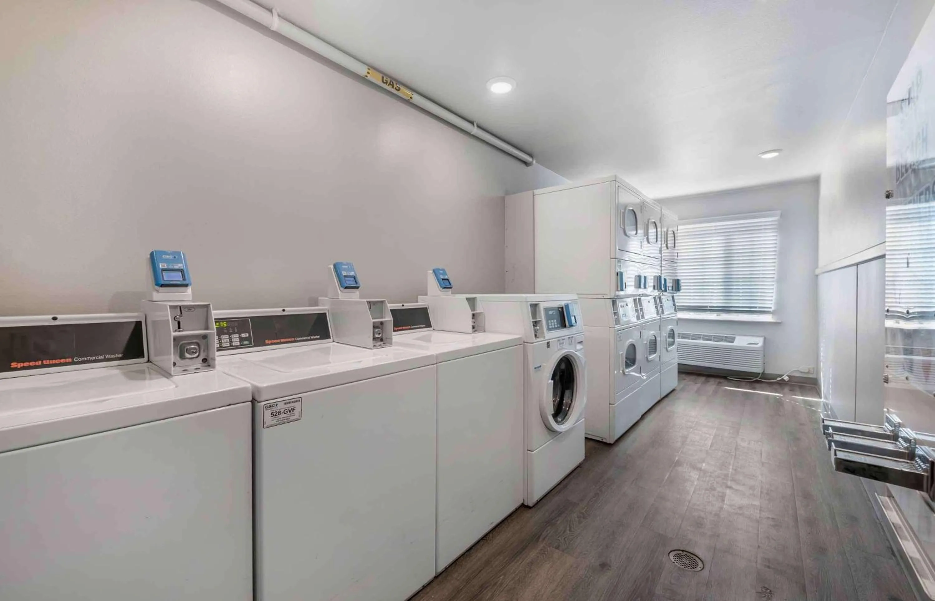 Property building in Extended Stay America Select Suites - Orlando - Sanford - Airport