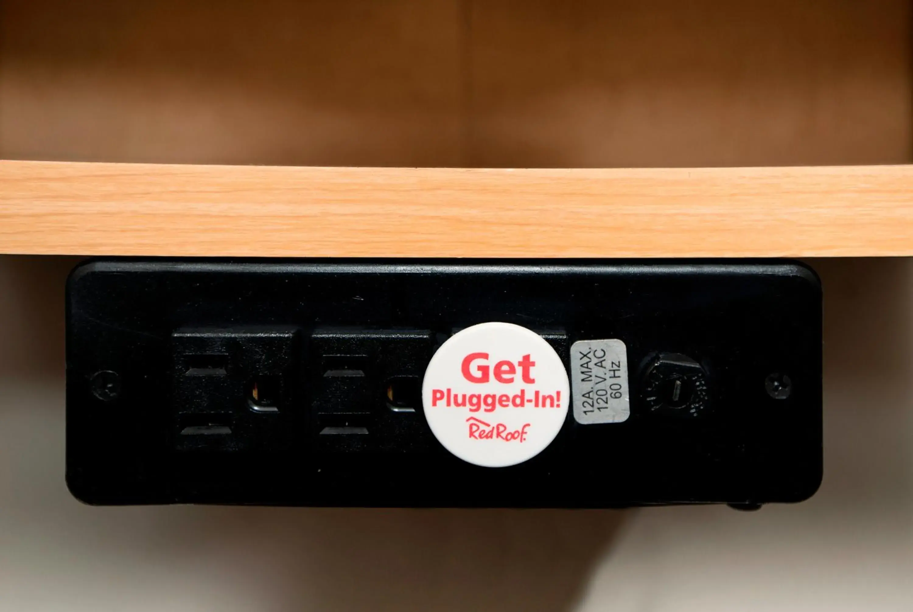 Double Room with One Double Bed - Disability Access/Roll-In Shower Smoke Free in Red Roof Inn Akron Double Room with One Double Bed - Disability Access/Roll-In Shower Smoke Free in Red Roof Inn Akron