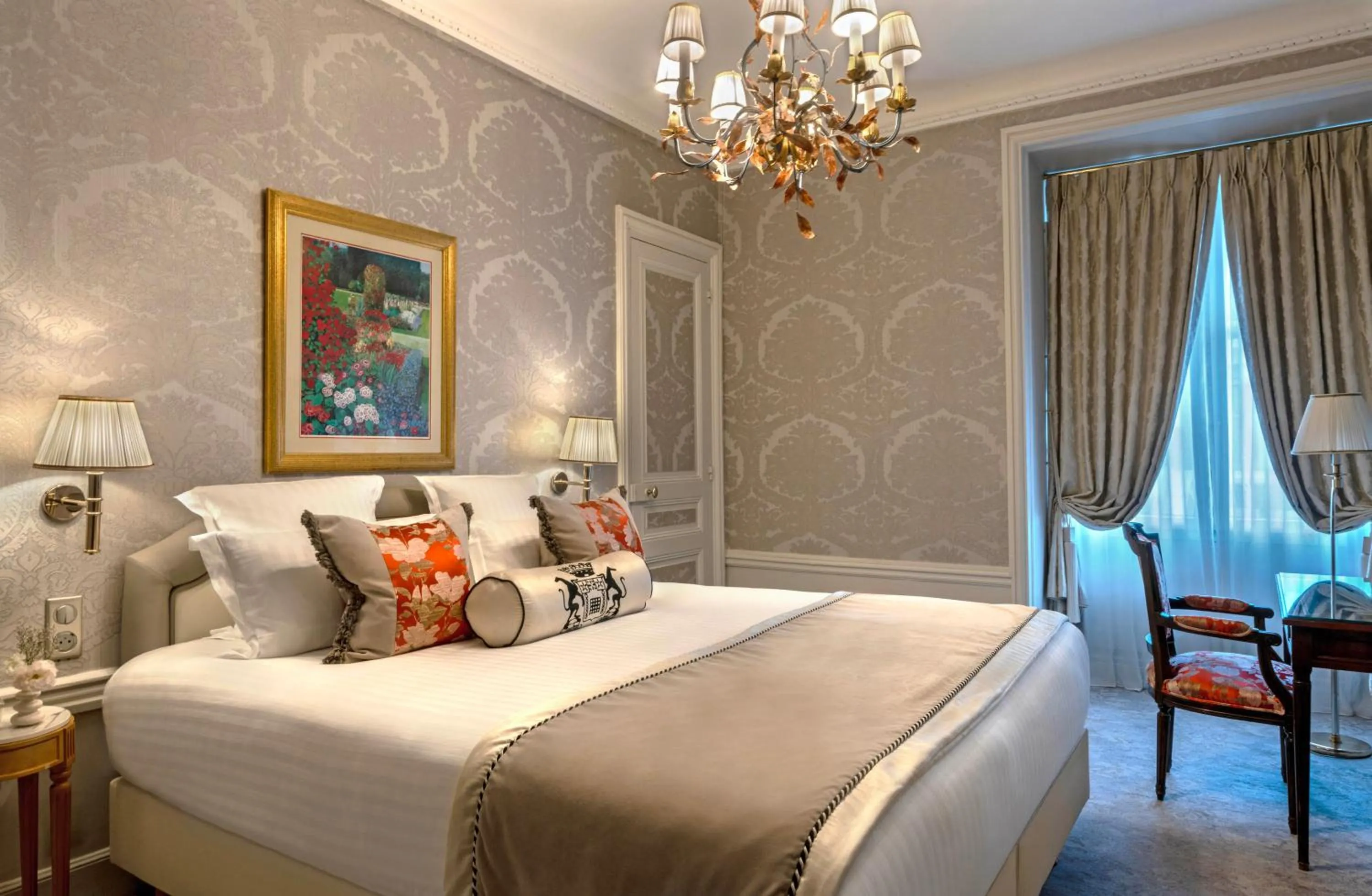 Bed in Hotel Westminster