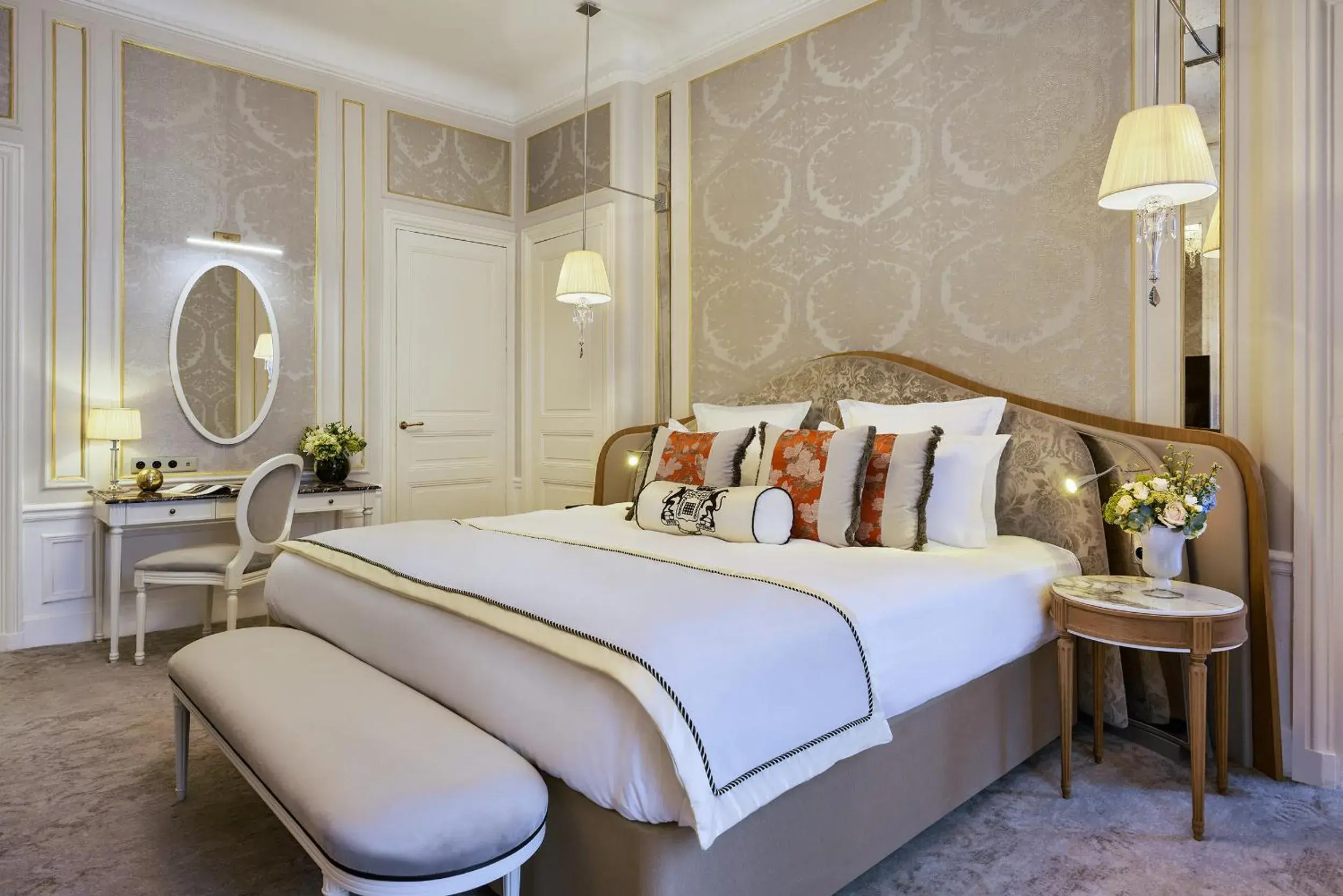 Bed in Hotel Westminster Bed in Hotel Westminster