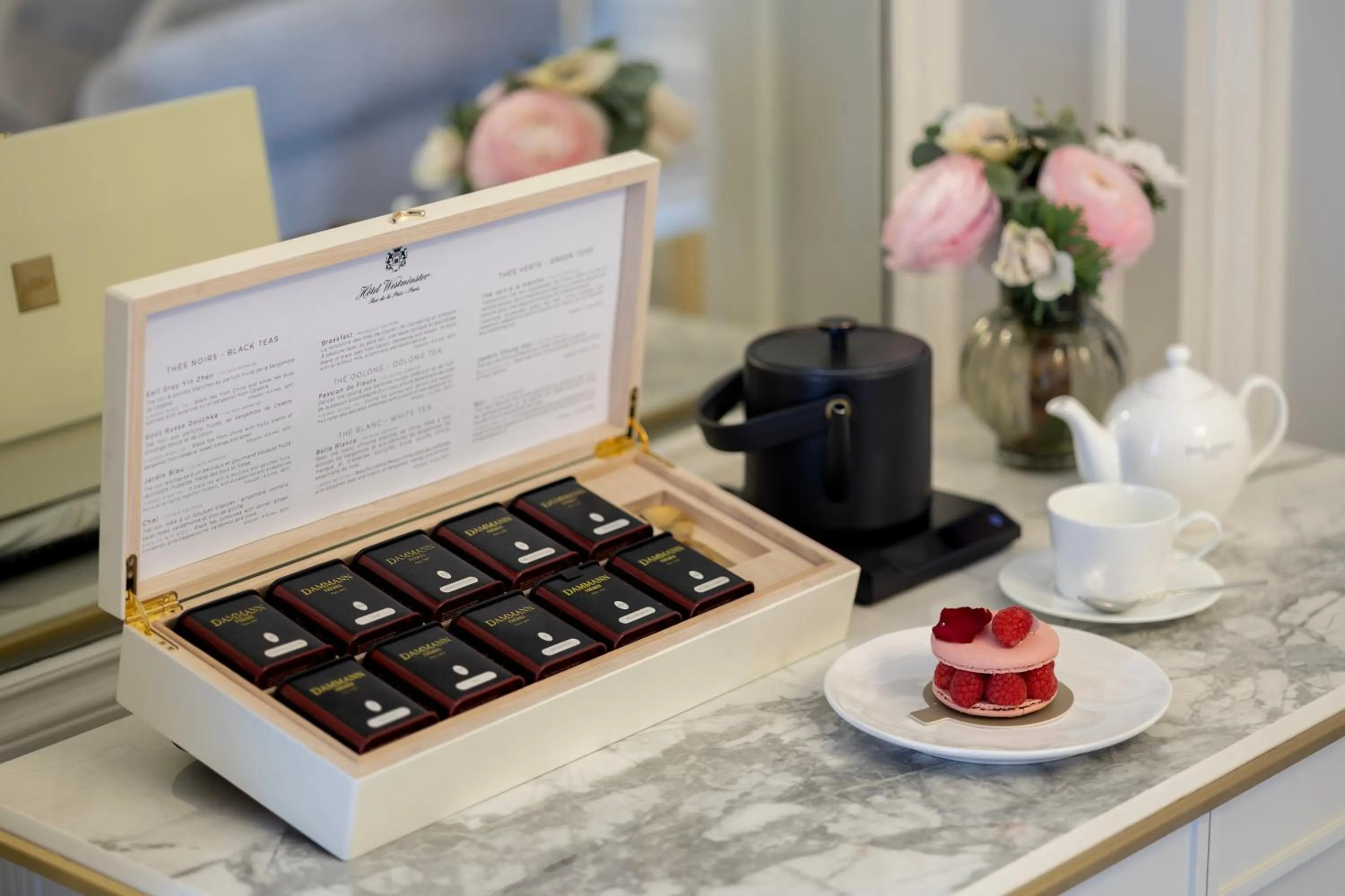 room service in Hotel Westminster