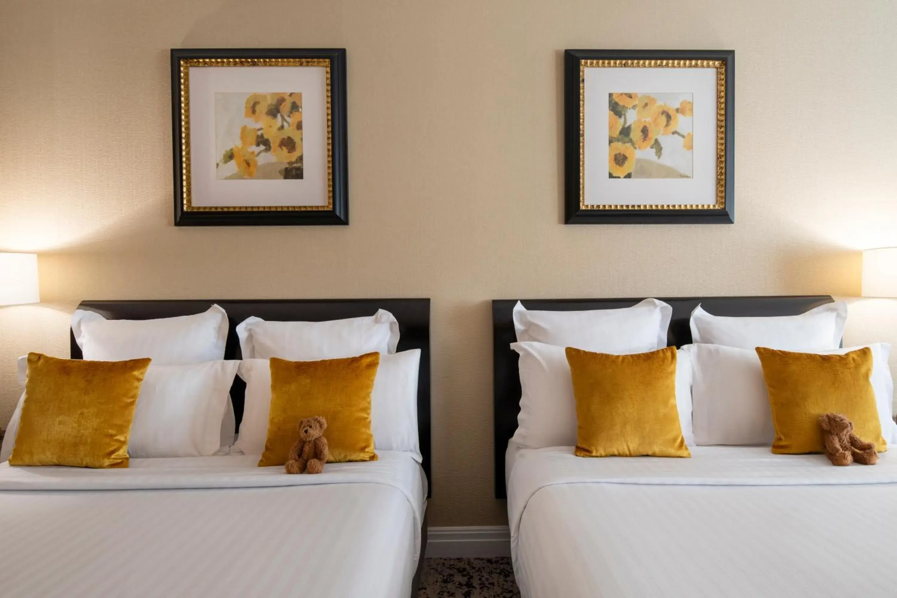 Bed in Warwick Champs-Elysées Paris Bed in Warwick Champs-Elysées Paris