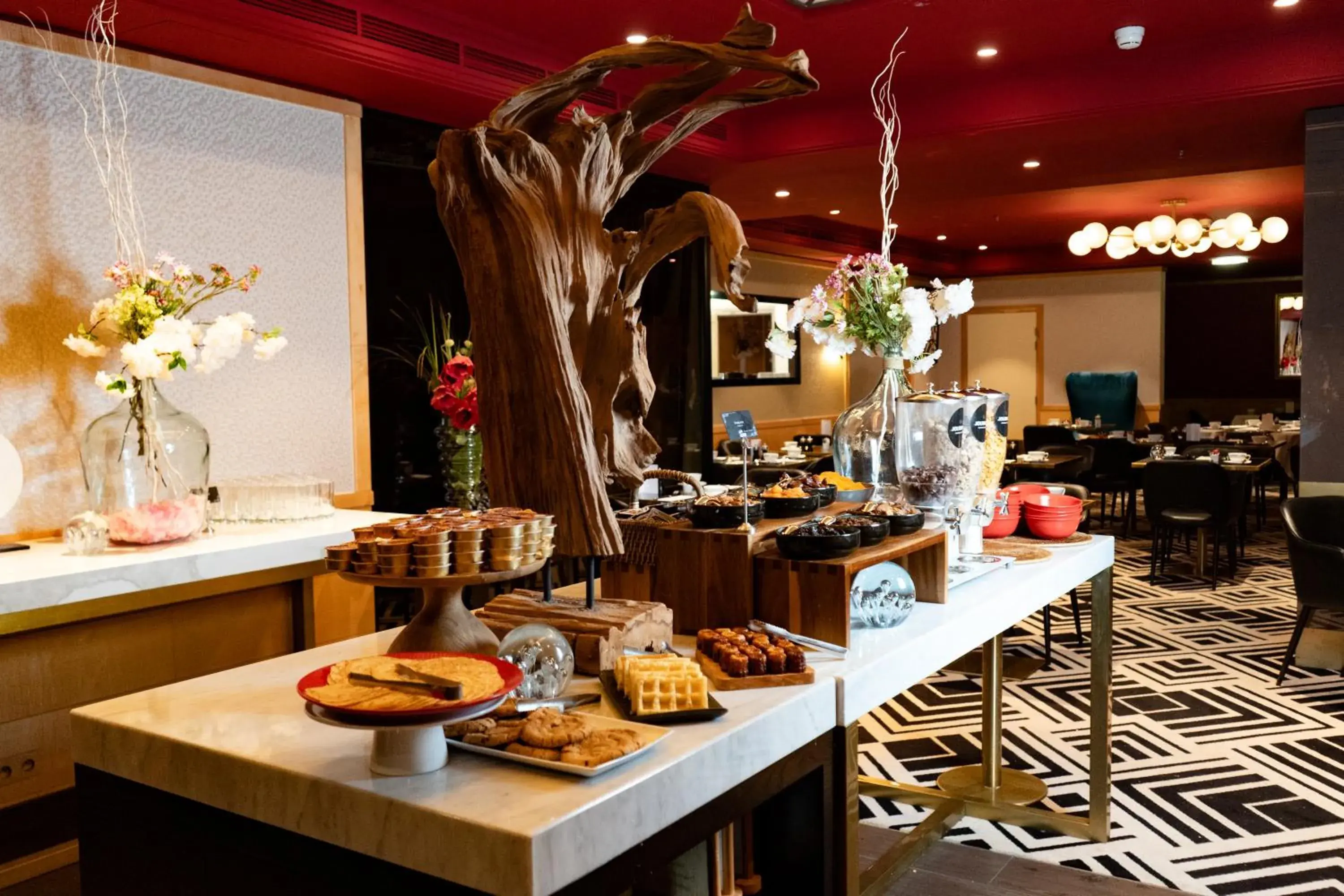 Breakfast in Warwick Champs-Elysées Paris Breakfast in Warwick Champs-Elysées Paris