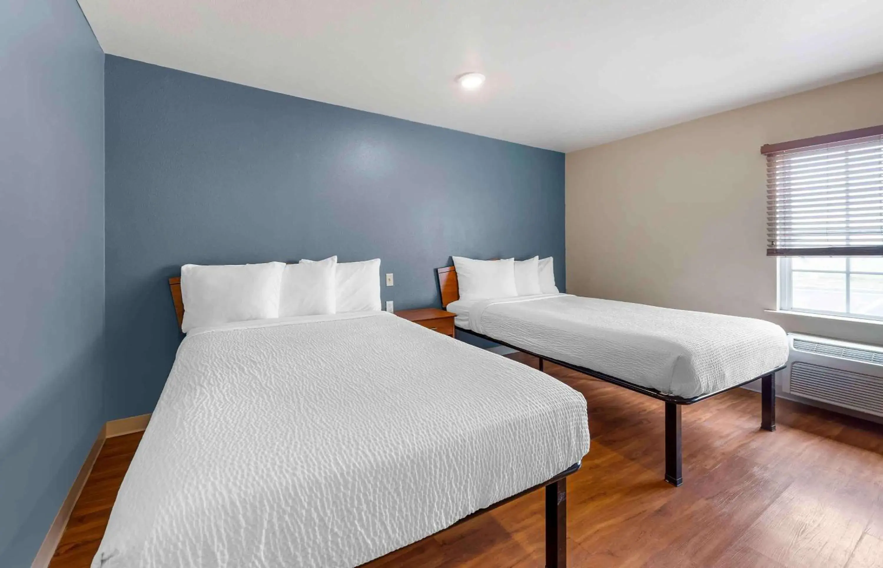 Bedroom, Bed in Extended Stay America Select Suites - Oklahoma City - Norman