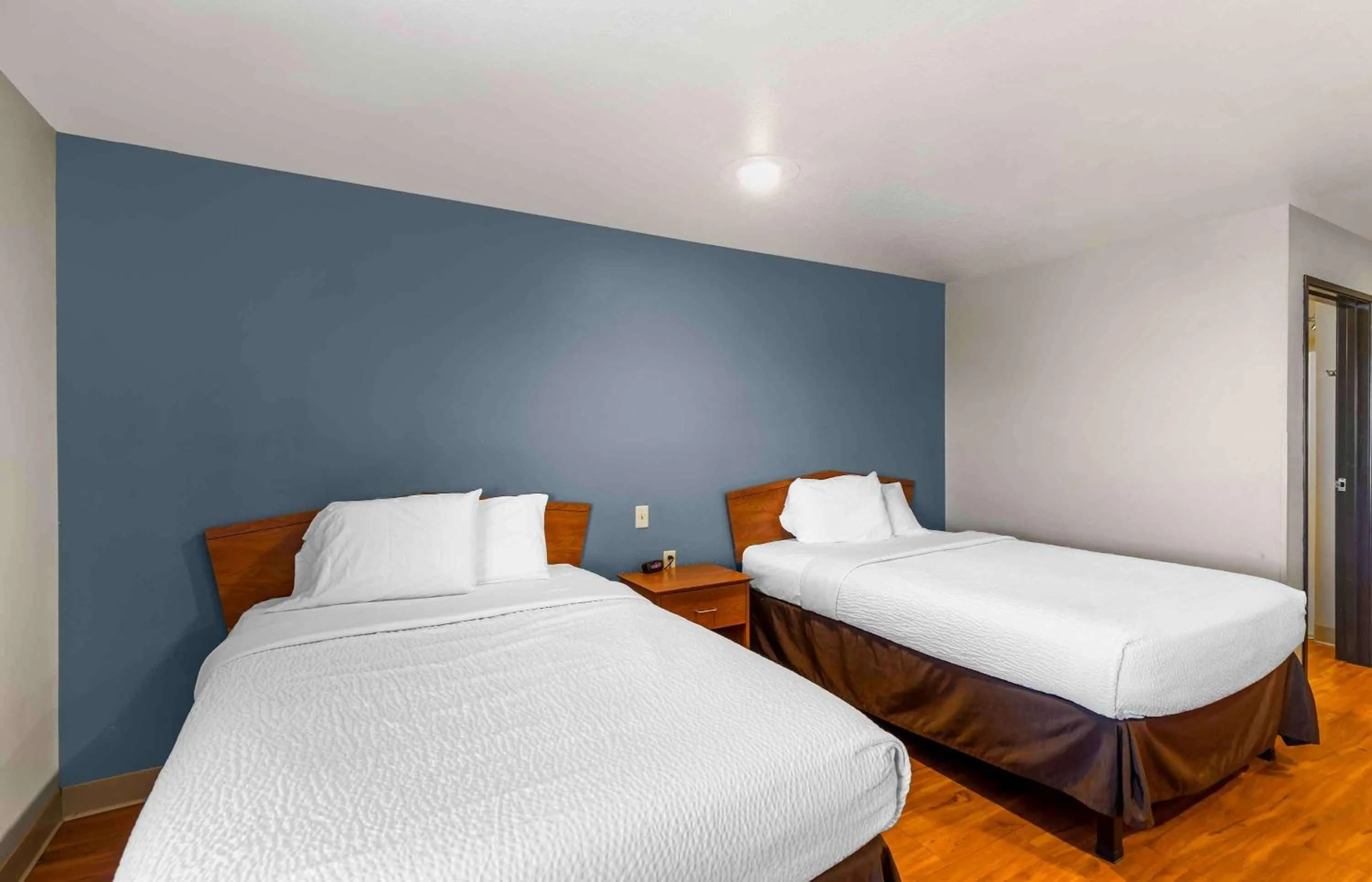 Bedroom, Bed in Extended Stay America Select Suites - Denver - Aurora