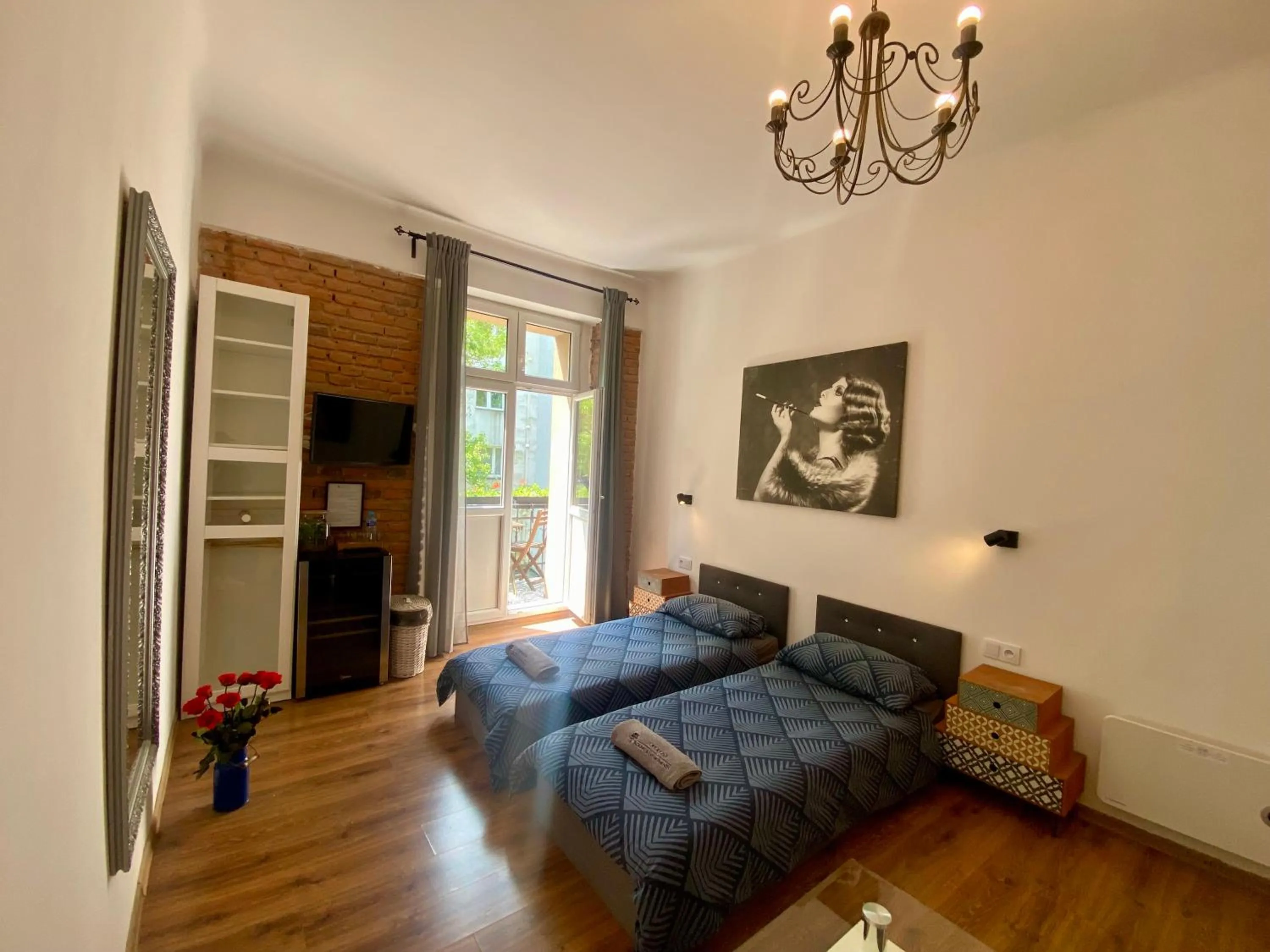 Bed in Topolove Rooms & Apartments