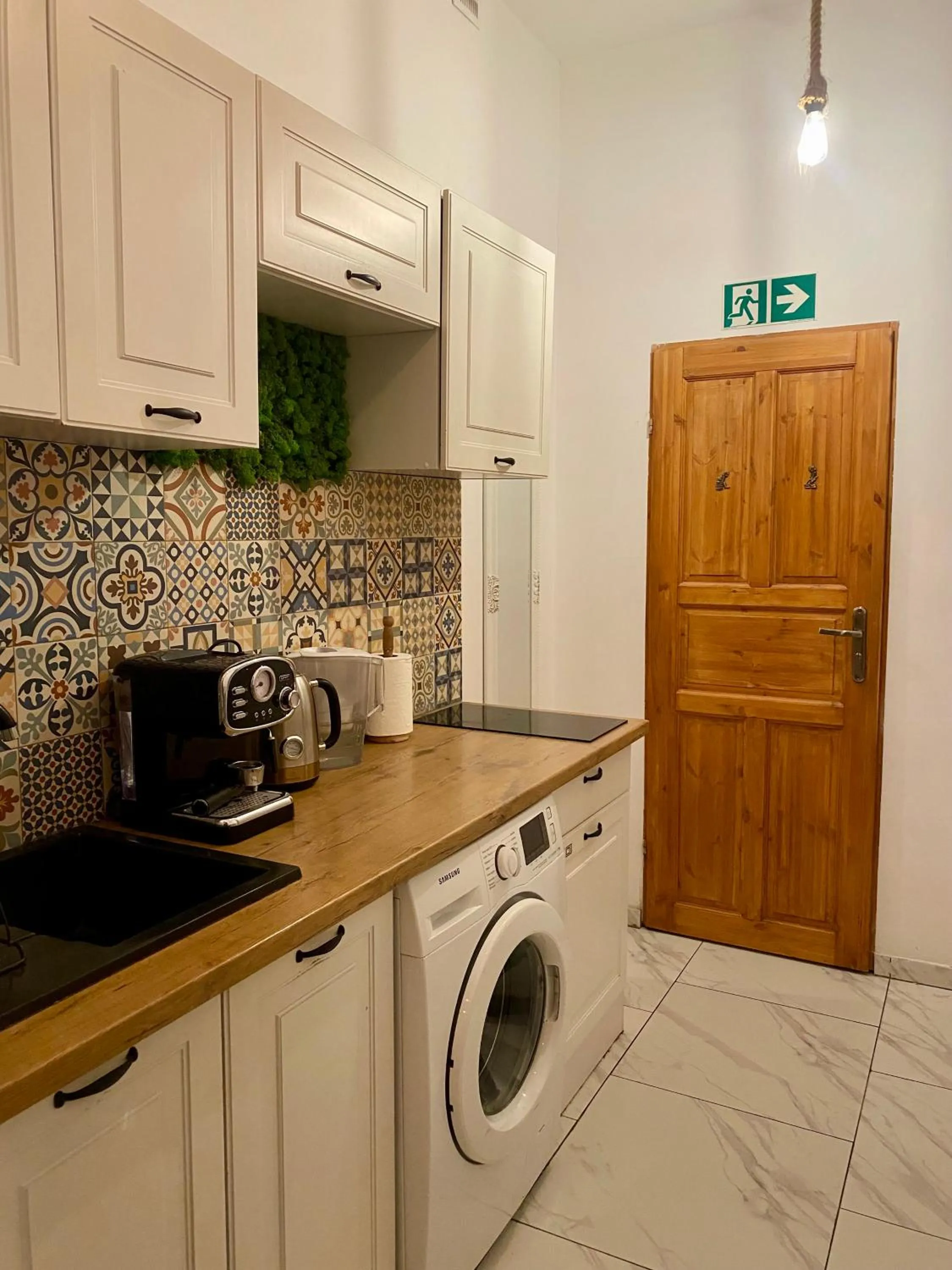 Coffee/tea facilities in Topolove Rooms & Apartments