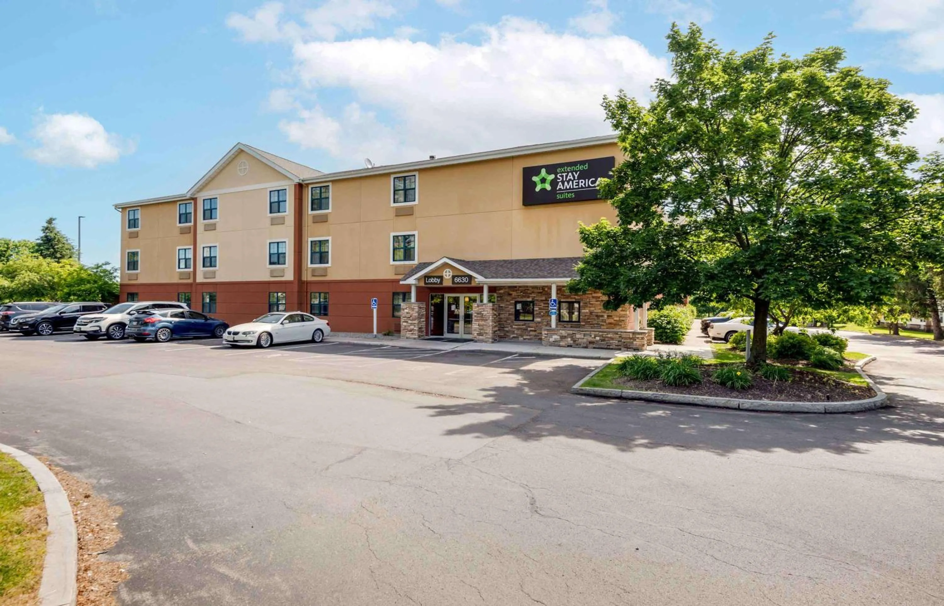 Property building in Extended Stay America Suites - Syracuse - Dewitt