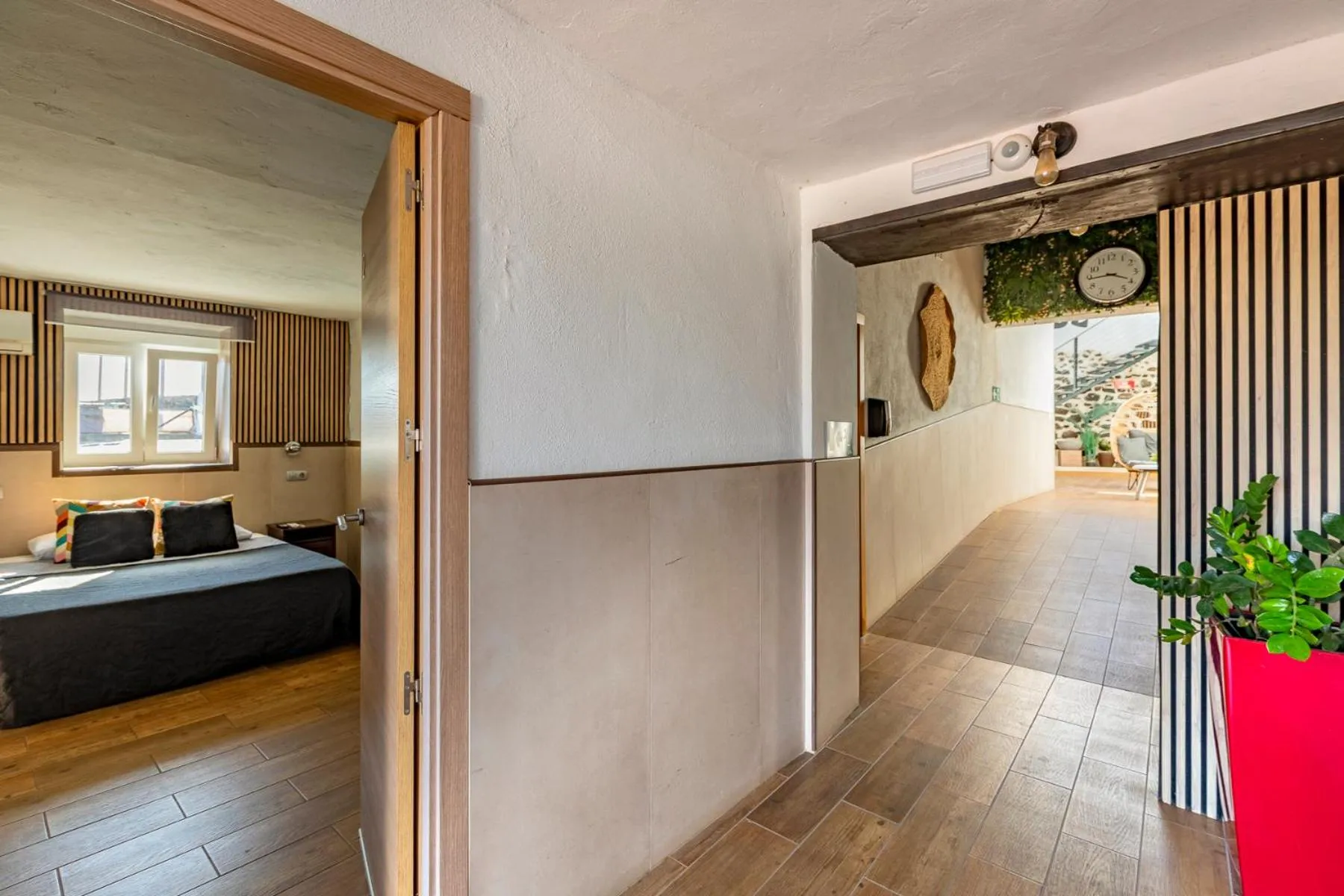 Bed in VALTISYA POOL AND AIRPORT