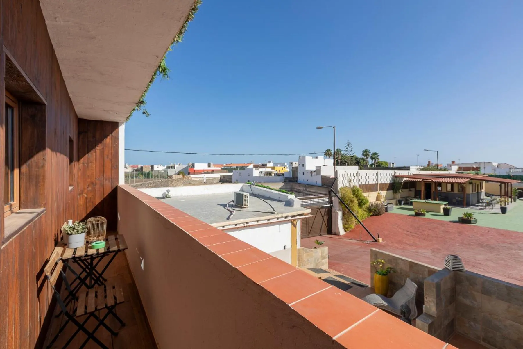 VALTISYA POOL AND AIRPORT