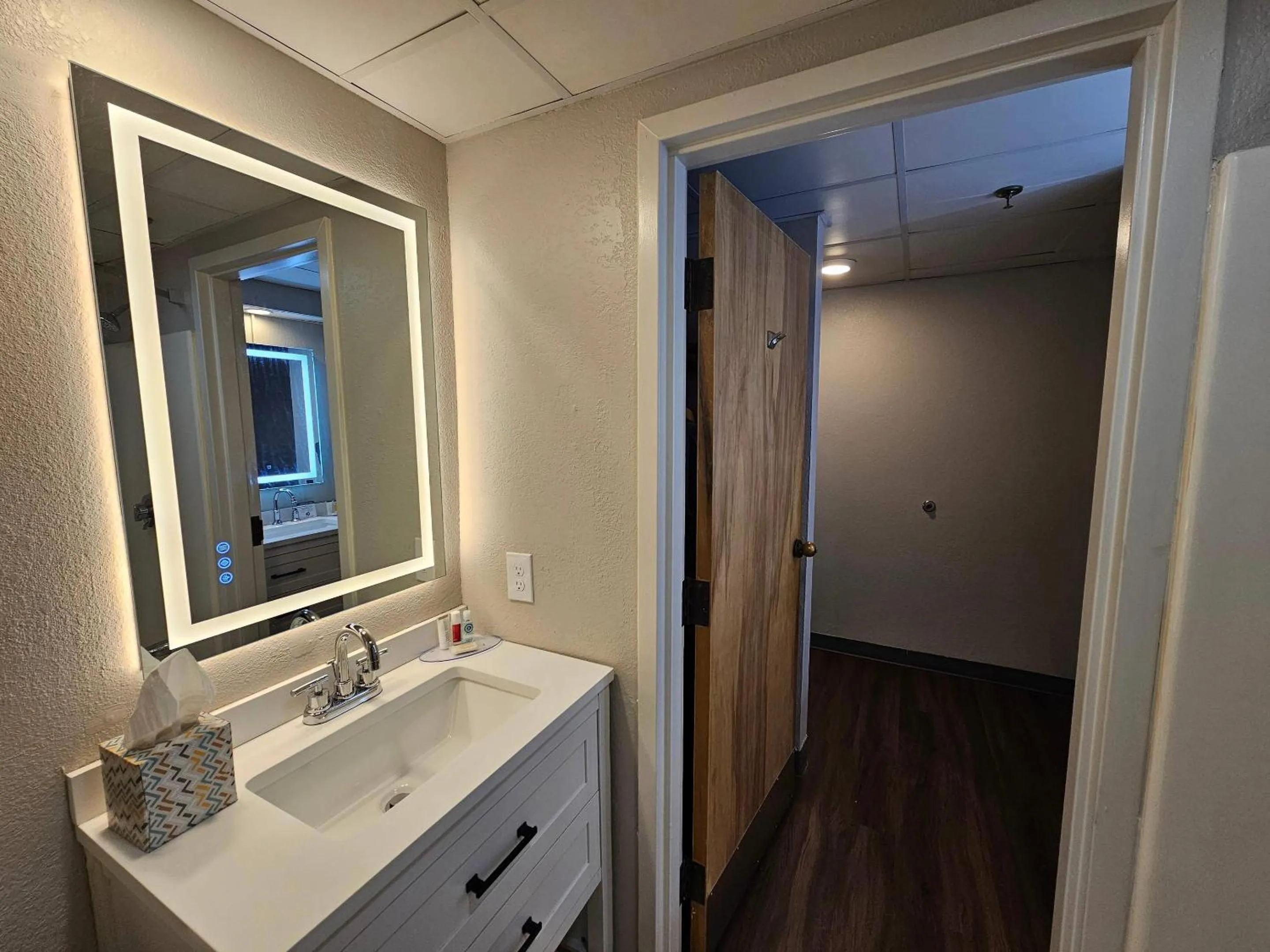 Bedroom in Germaine Inn South Portland