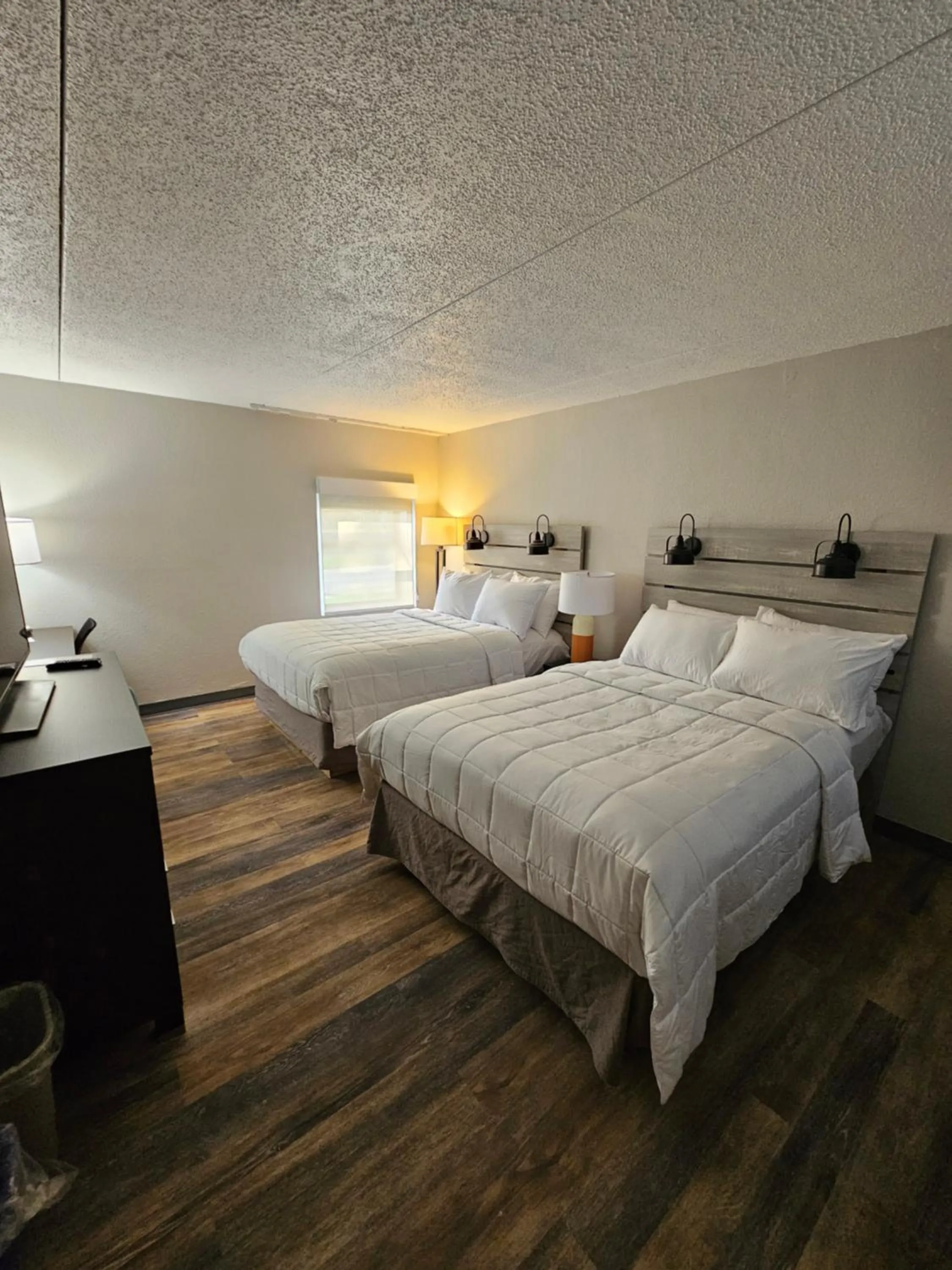 Bed in Germaine Inn South Portland