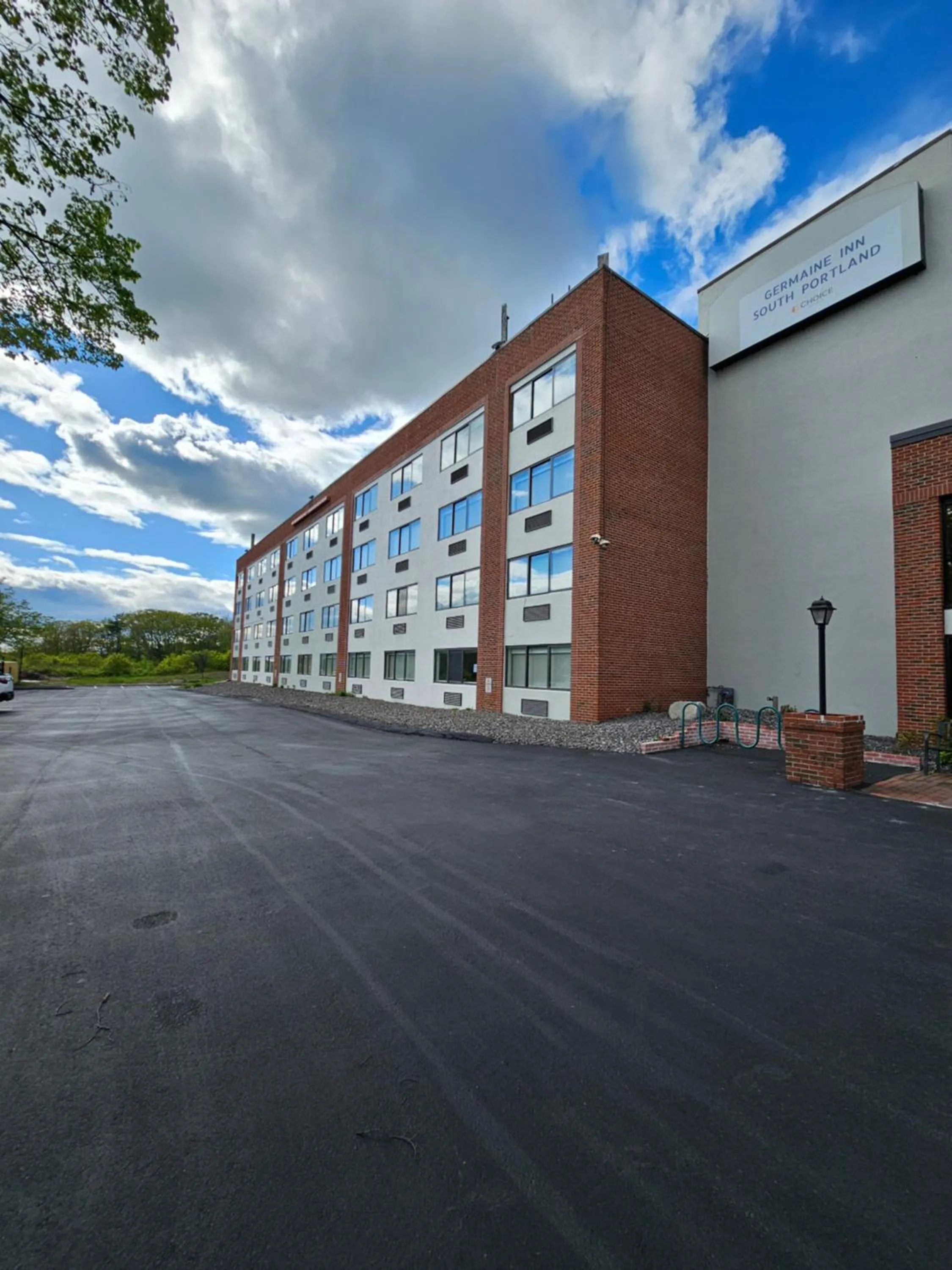 Germaine Inn South Portland