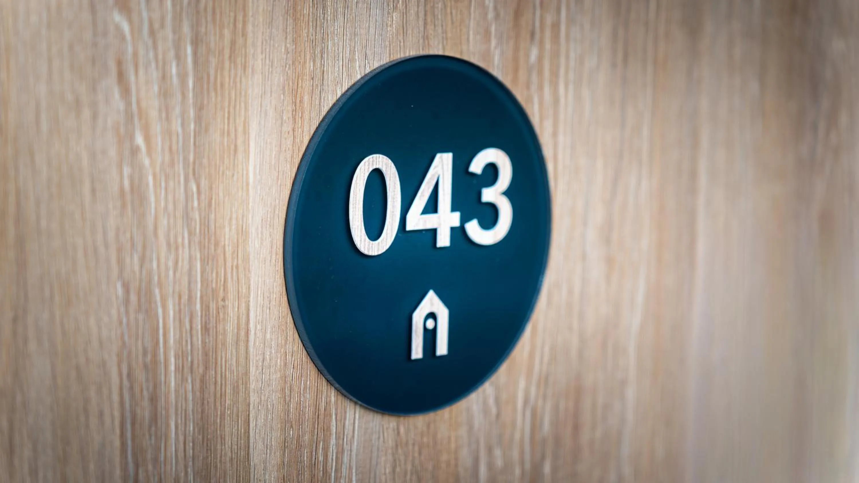 Logo/Certificate/Sign in Campanile NATURE - Bordeaux Lac