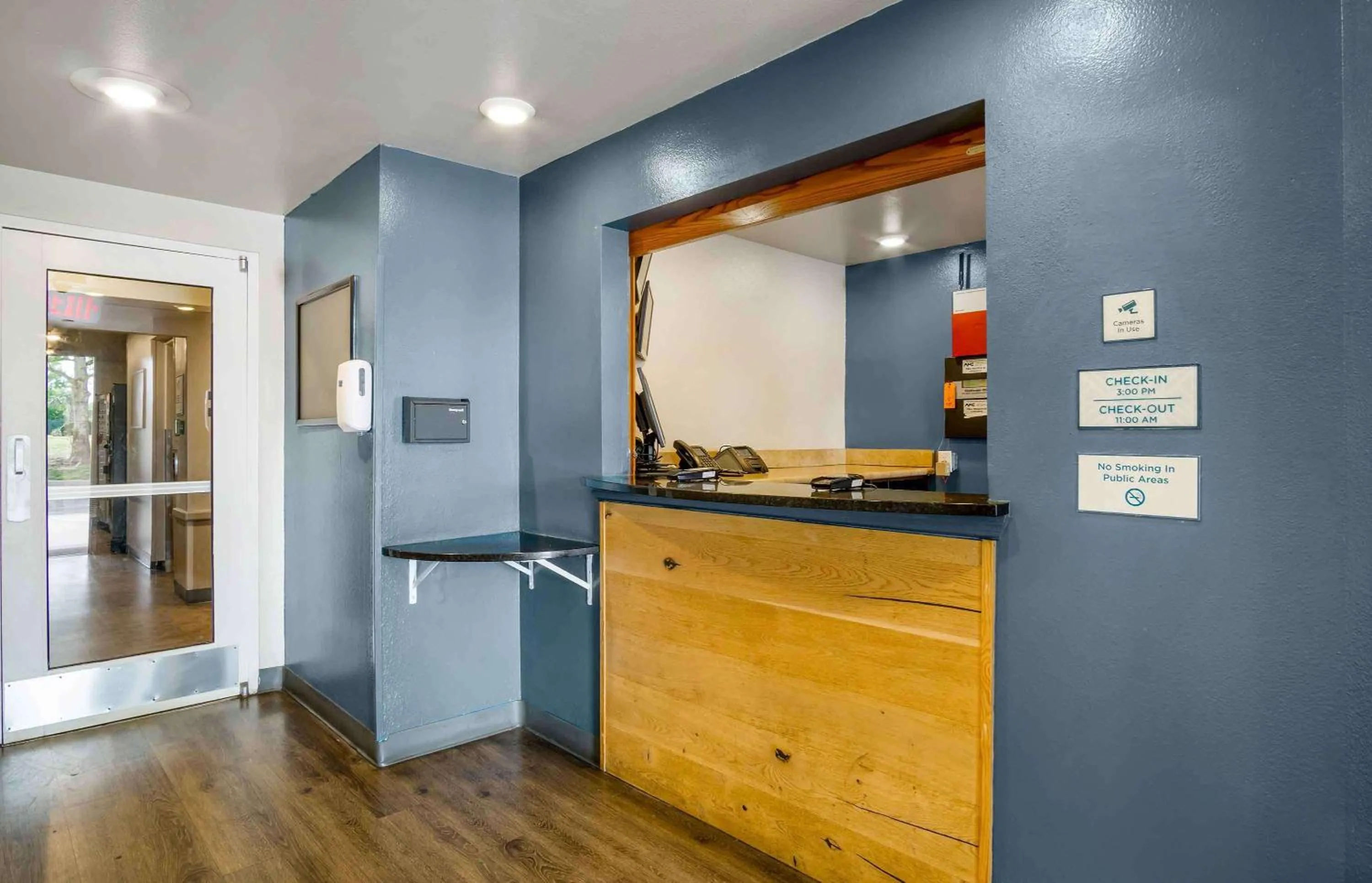 Lobby or reception in Extended Stay America Select Suites - Charleston - Ashley Phosphate Rd