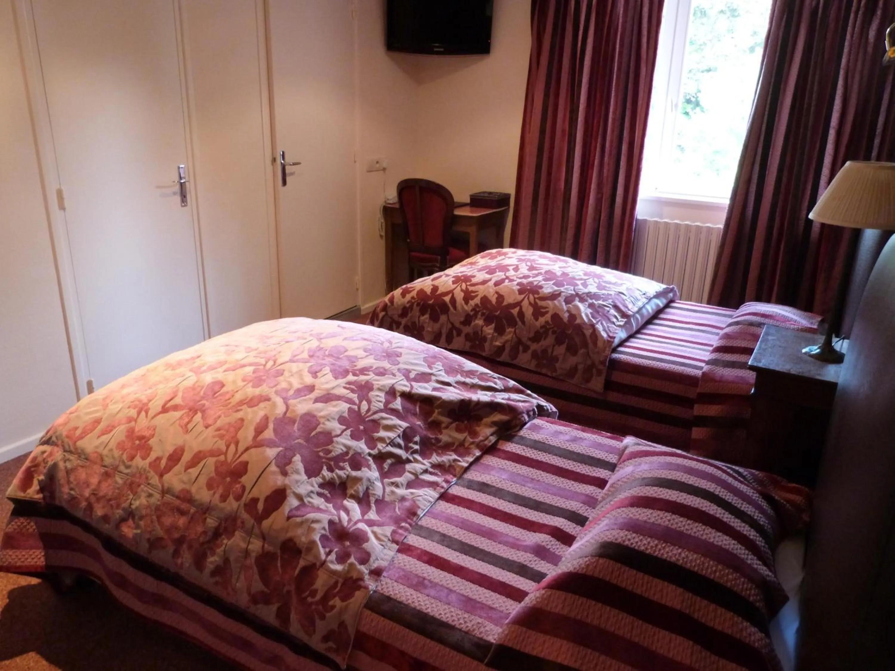 Bedroom, Bed in Relais d'Auvergne