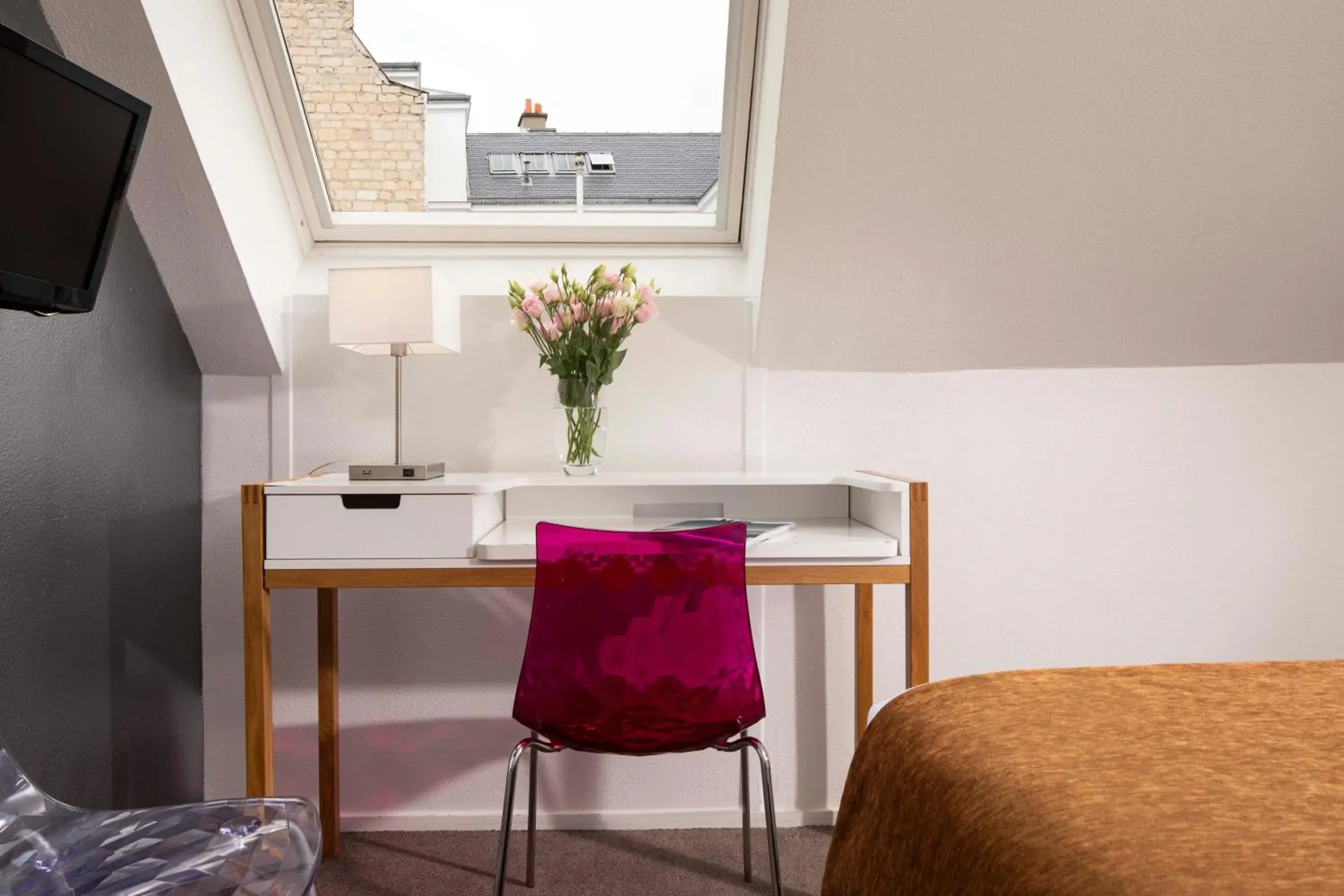 Bedroom, Bed in Le Hameau de Passy Bedroom, Bed in Le Hameau de Passy