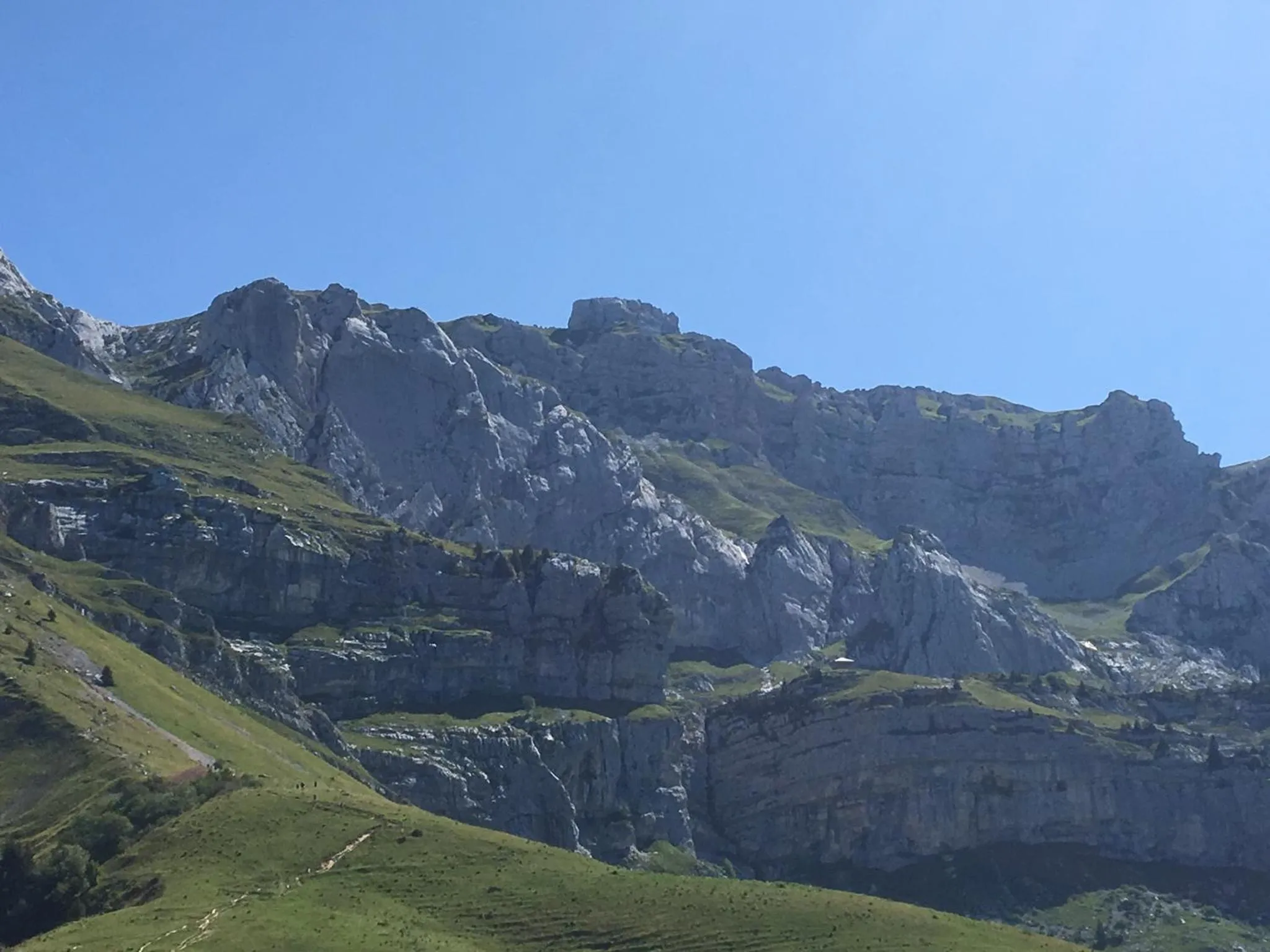 Natural landscape in FalHappy House